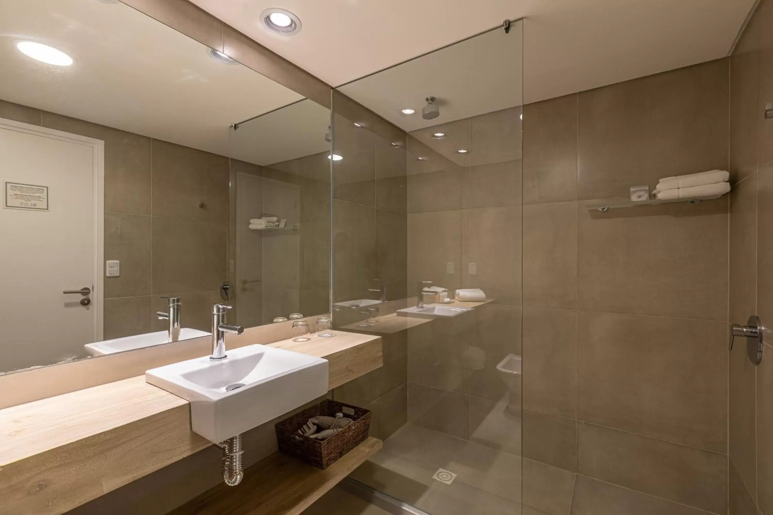 Bathroom in Live Hotel Boutique (Adults only)