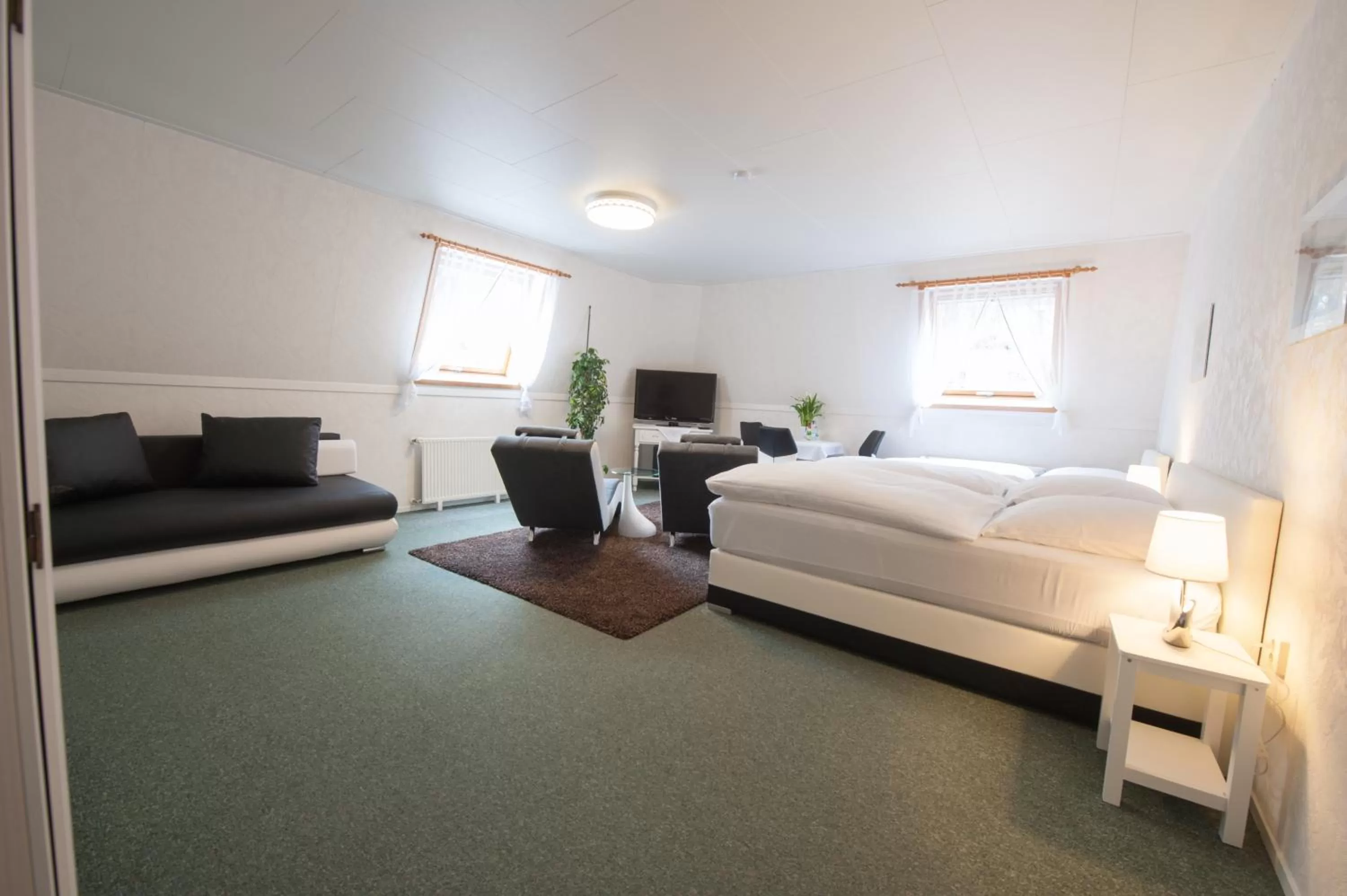 Photo of the whole room, Bed in Hotel Forsthaus Sellin