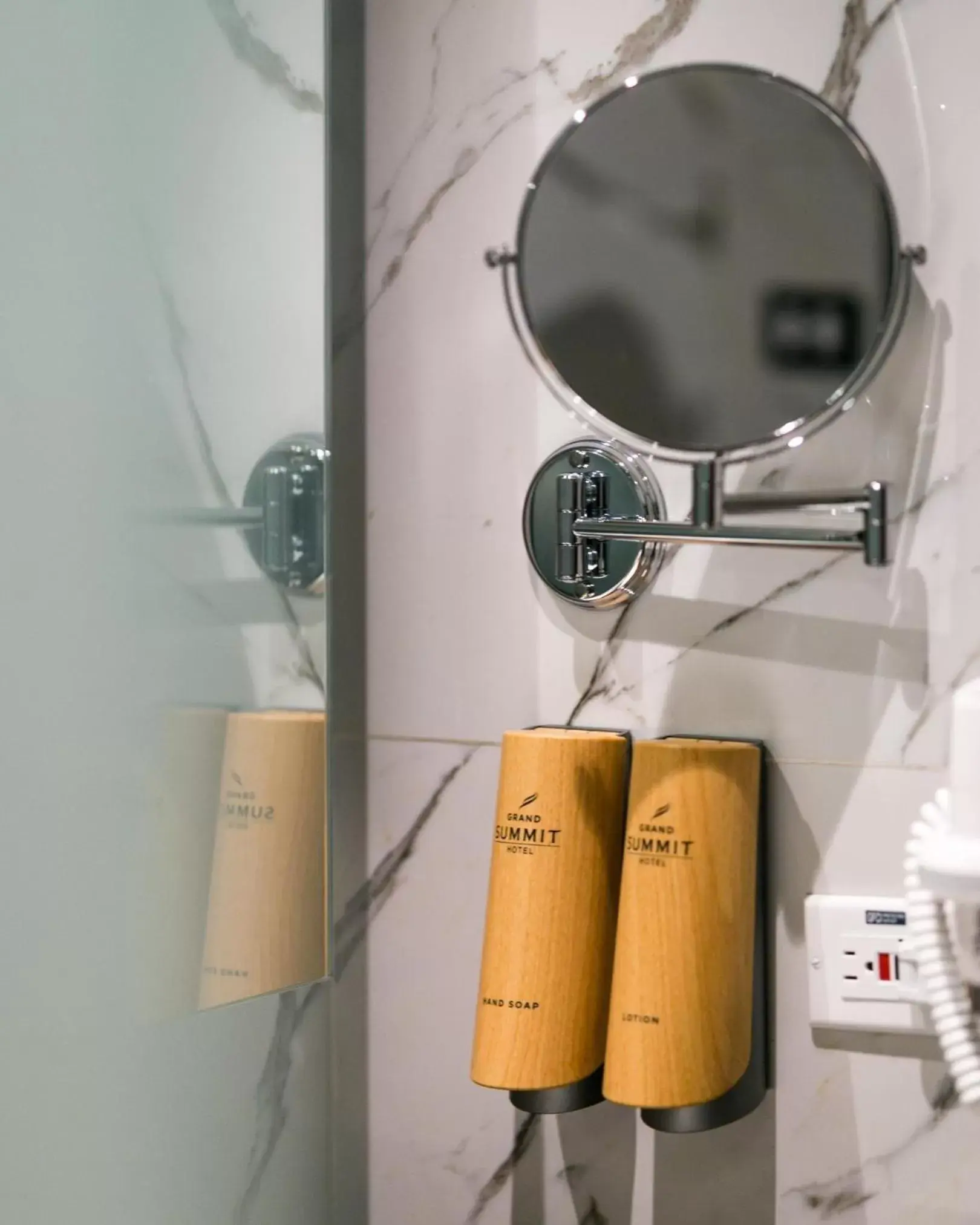 Deluxe King Room in Grand Summit Hotel General Santos Deluxe King Room in Grand Summit Hotel General Santos