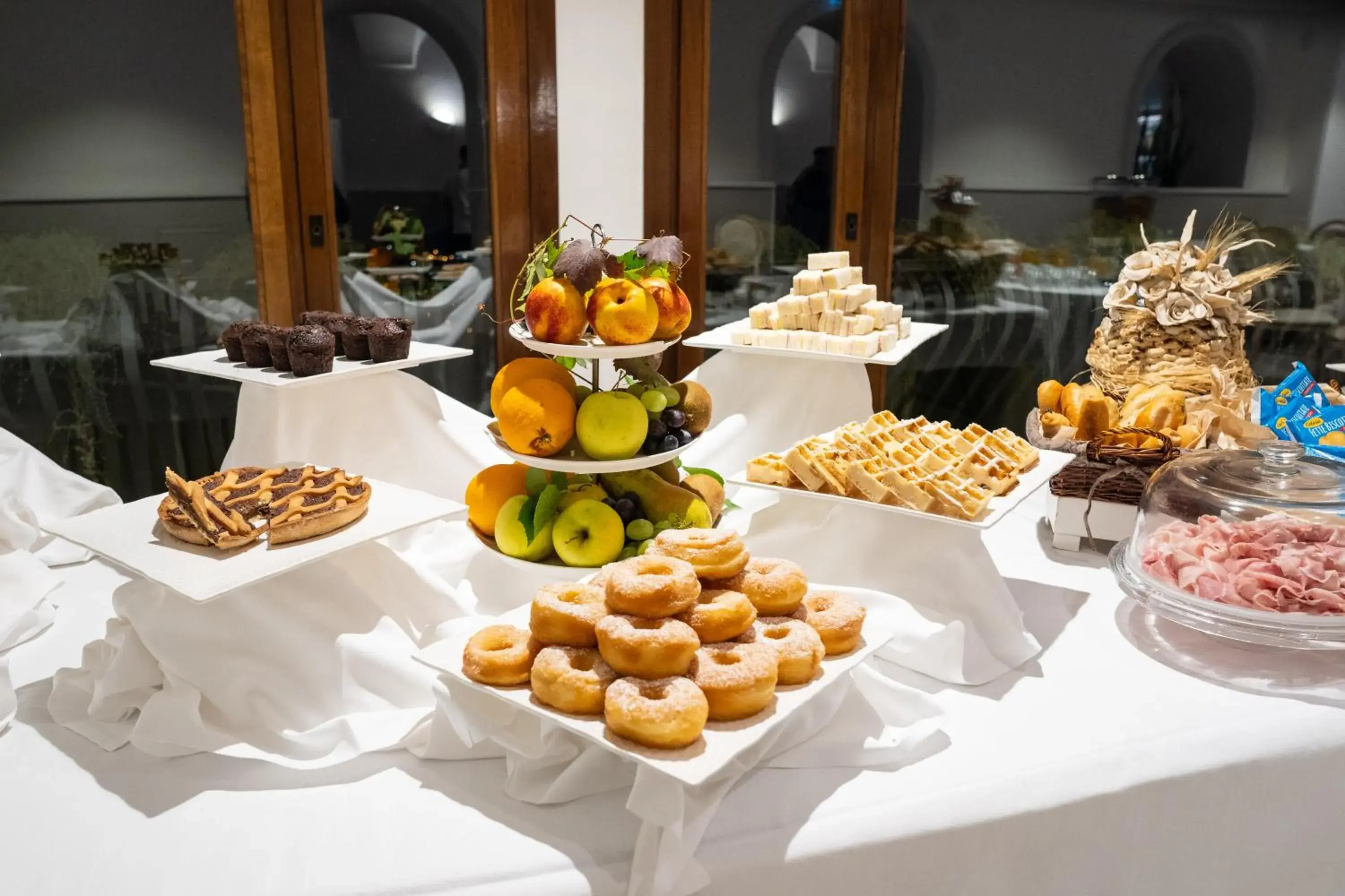 Buffet breakfast in San Lorenzo - Hotel & SPA