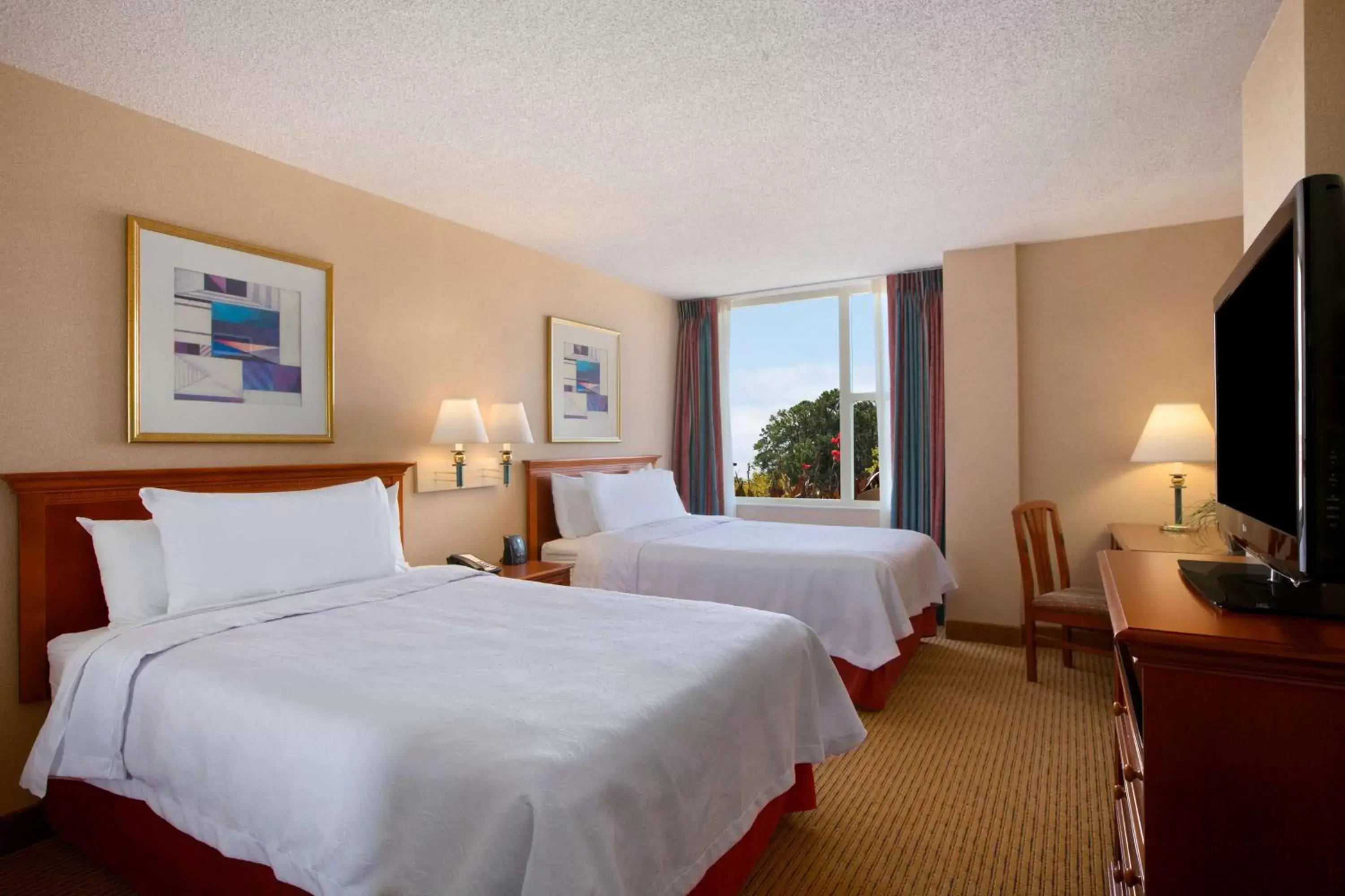 Bedroom, Bed in Homewood Suites by Hilton Falls Church