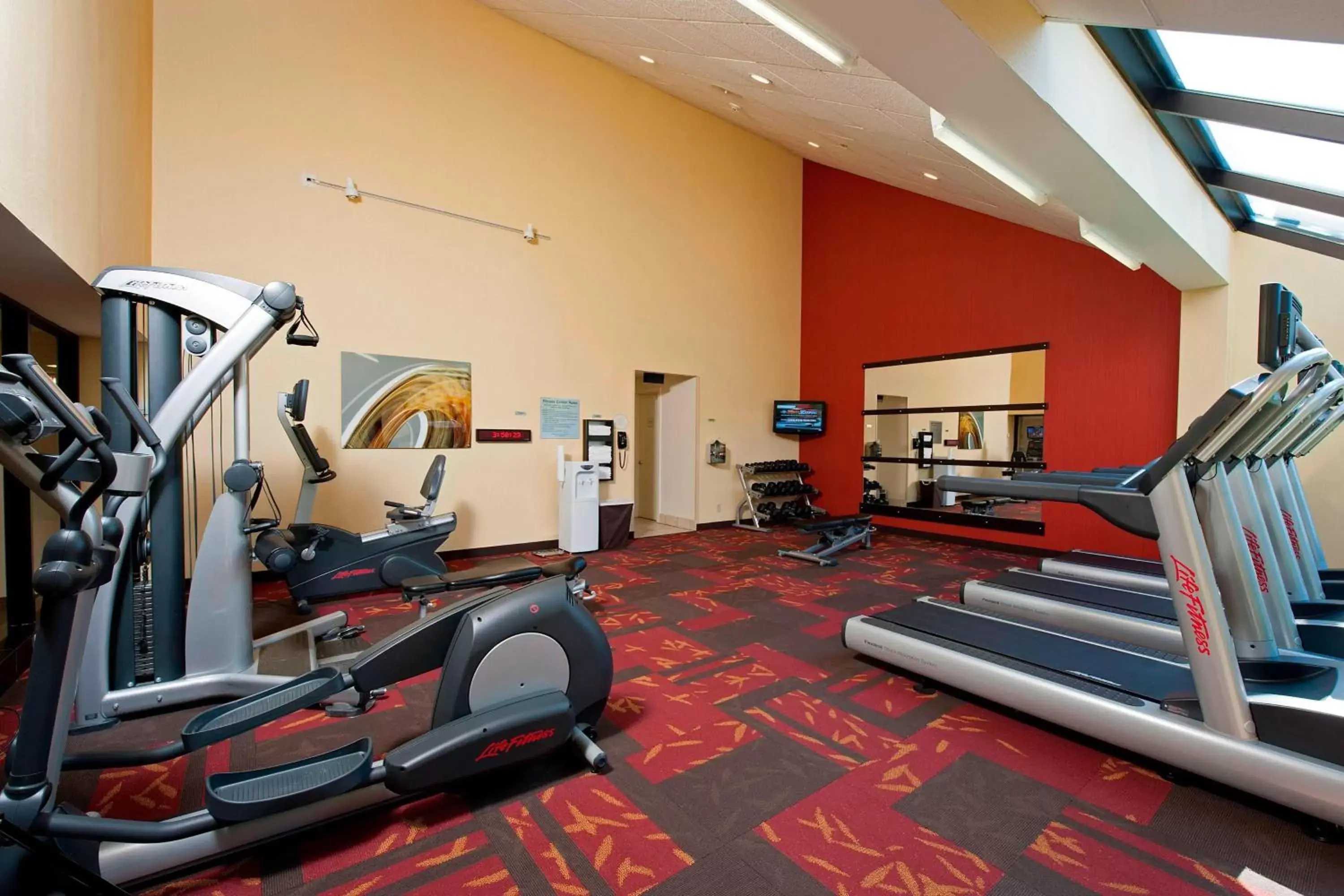 Fitness centre/facilities, Fitness Center/Facilities in Courtyard Chicago Elmhurst/Oakbrook Area