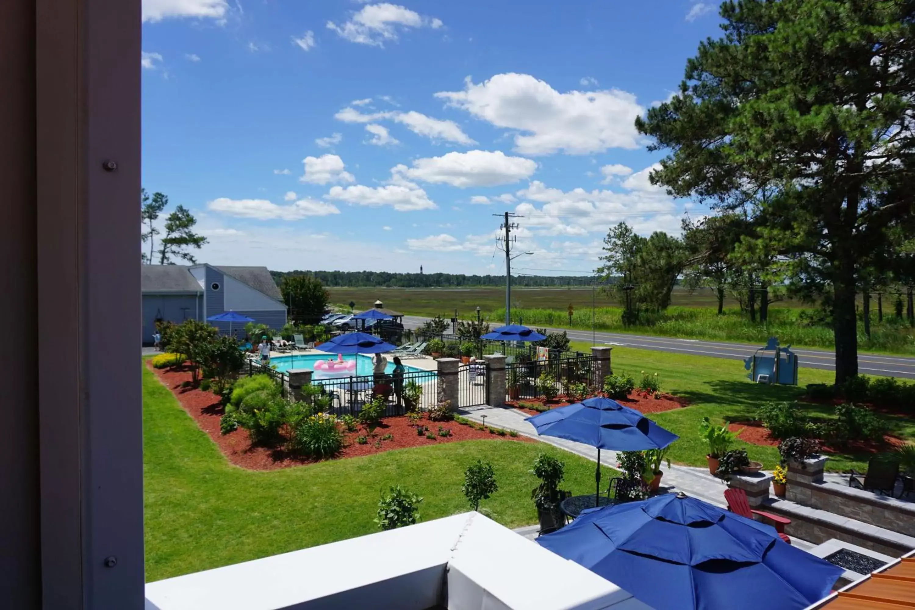 View (from property/room), Pool View in Best Western Chincoteague Island