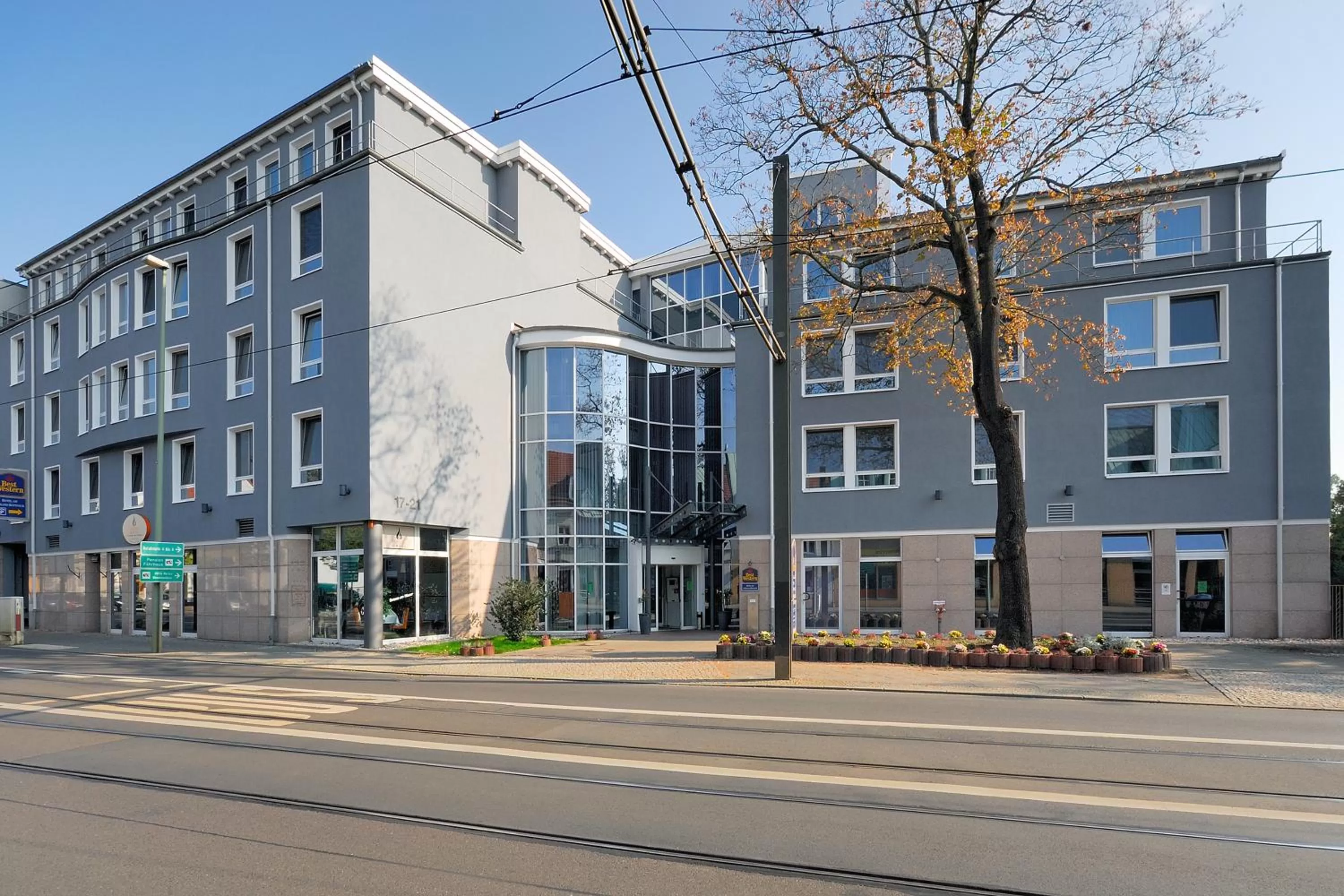 Property building in Hotel am Schloß Köpenick by Golden Tulip