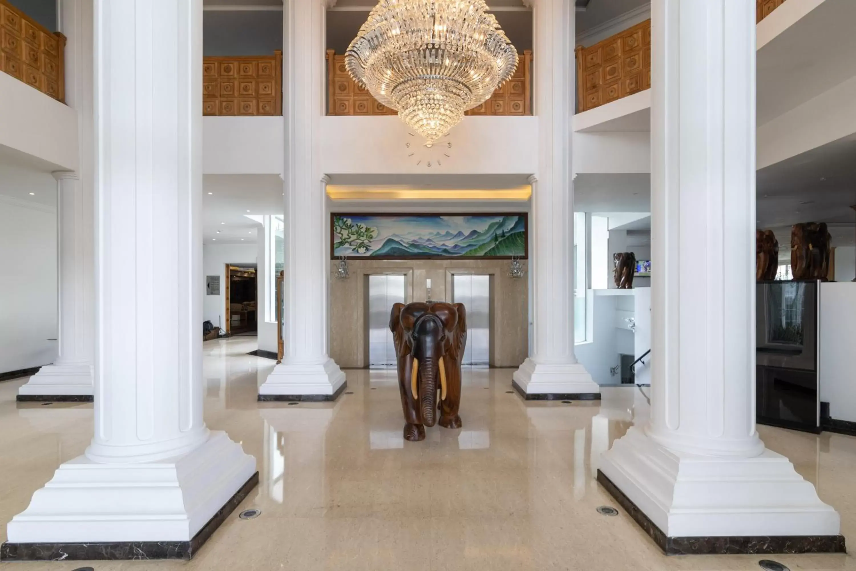 Lobby or reception in Araliya Green Hills Hotel
