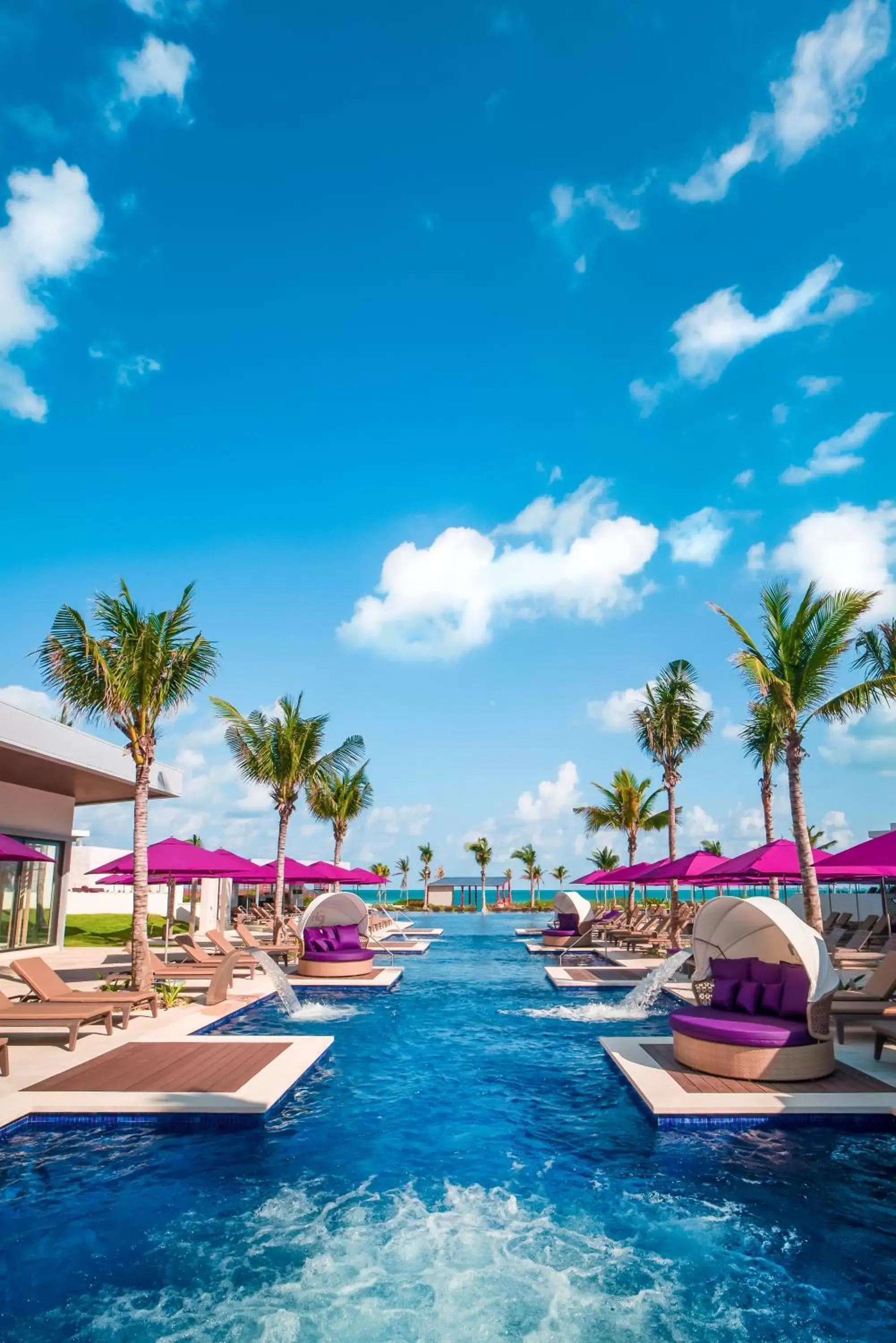 Swimming Pool in Planet Hollywood Cancun, An Autograph Collection All-Inclusive Resort