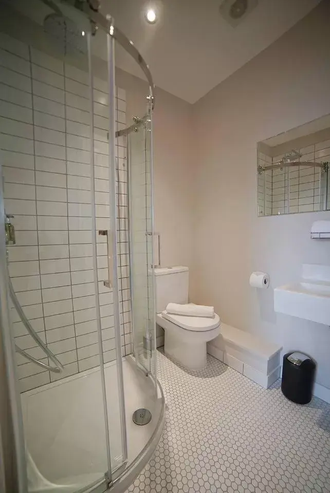 Toilet, Bathroom in The Alma Taverns Boutique Suites - Room 3 - Hopewell