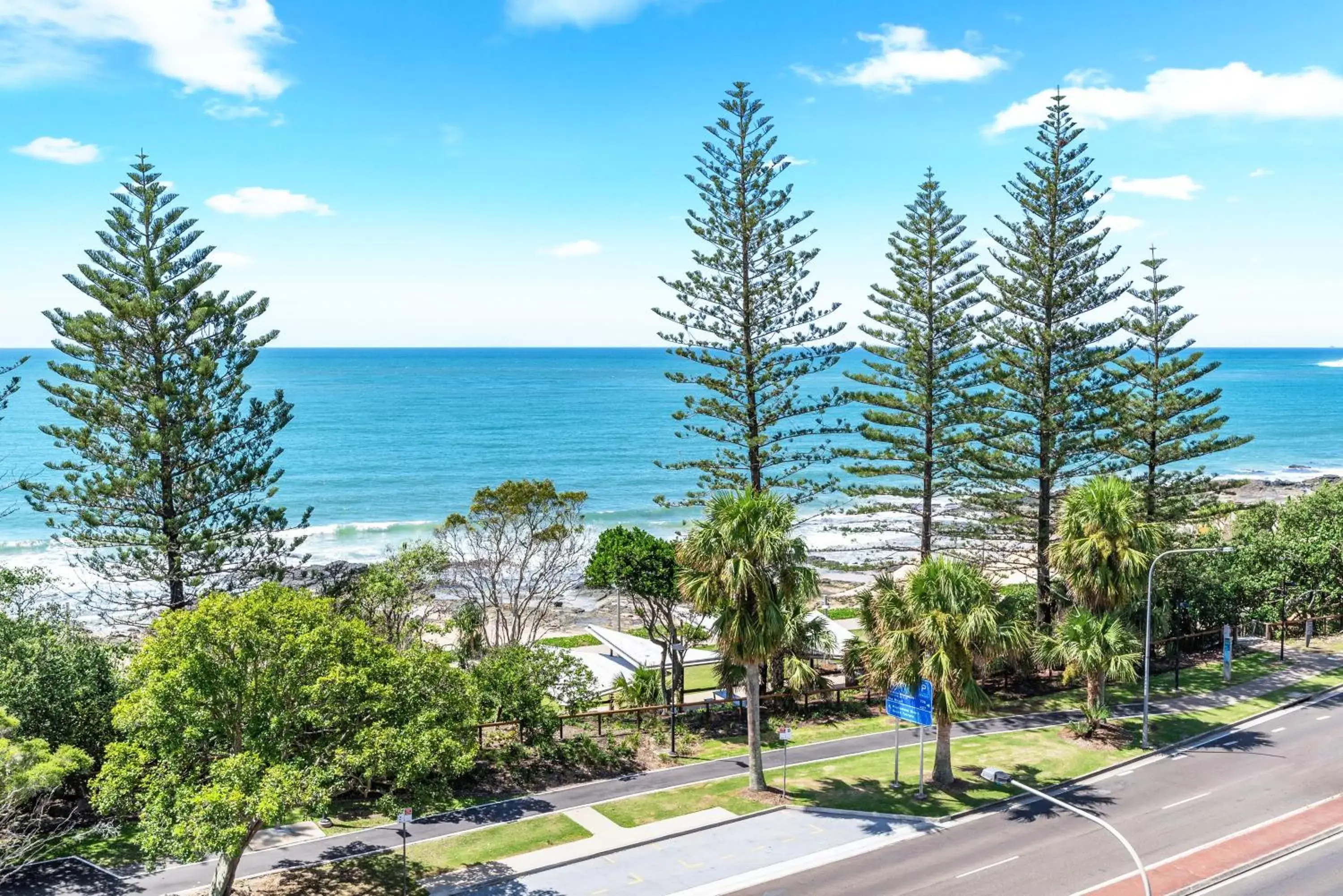 Sea view in Windward Apartments