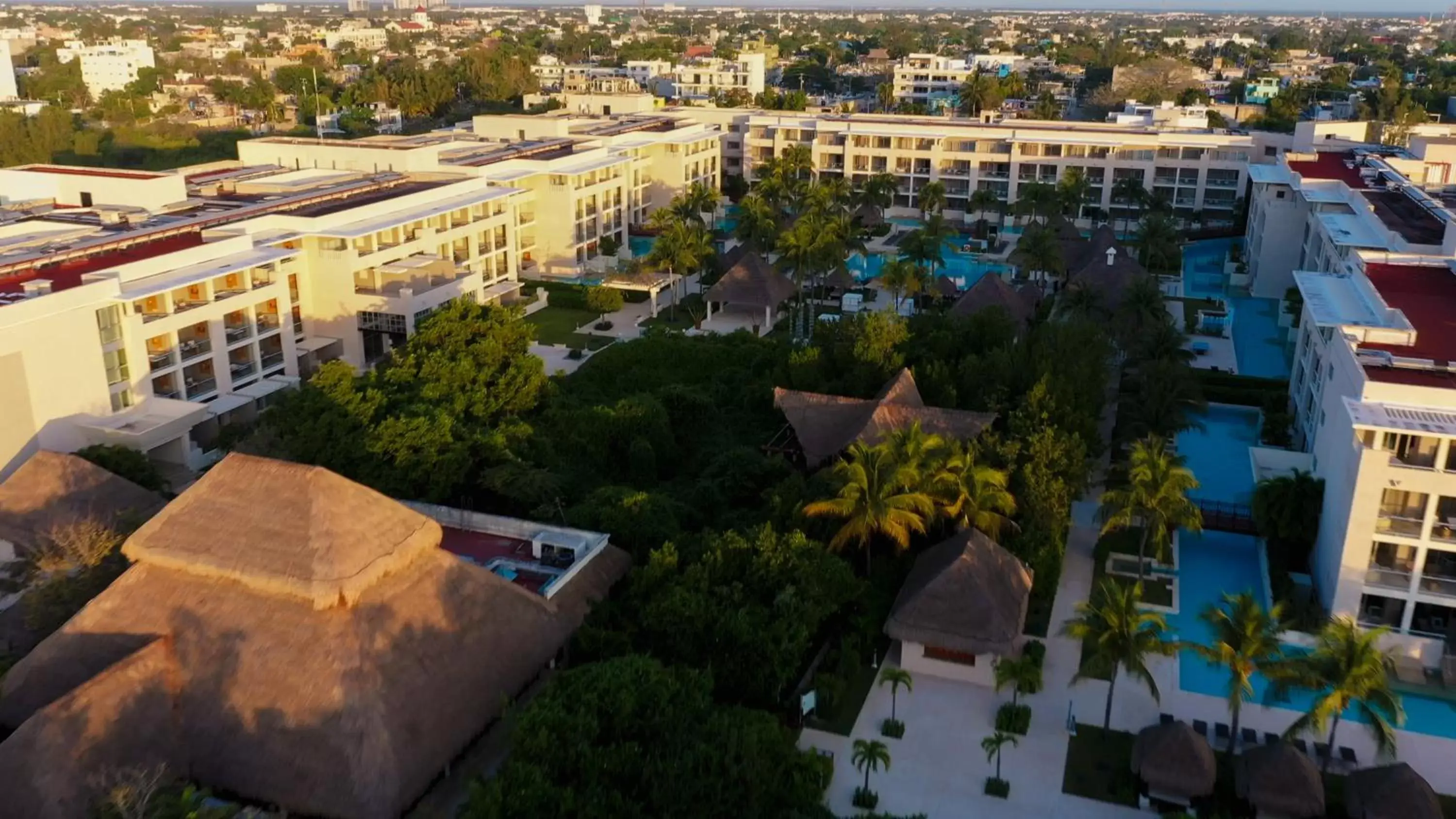 Property building, Bird's-eye View in Paradisus La Perla - Adults Only All Inclusive