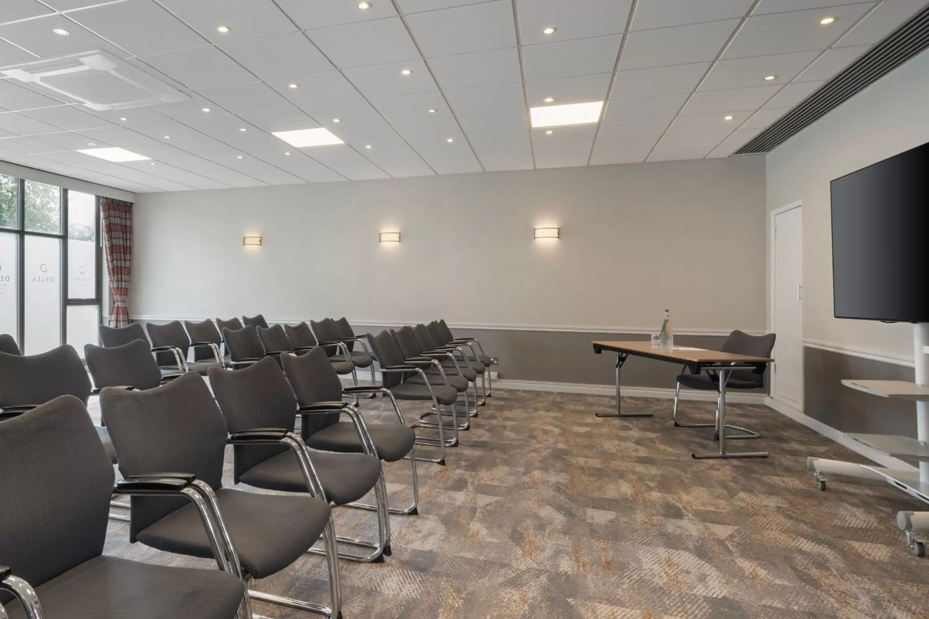 Meeting/conference room in Delta Hotels by Marriott Waltham Abbey