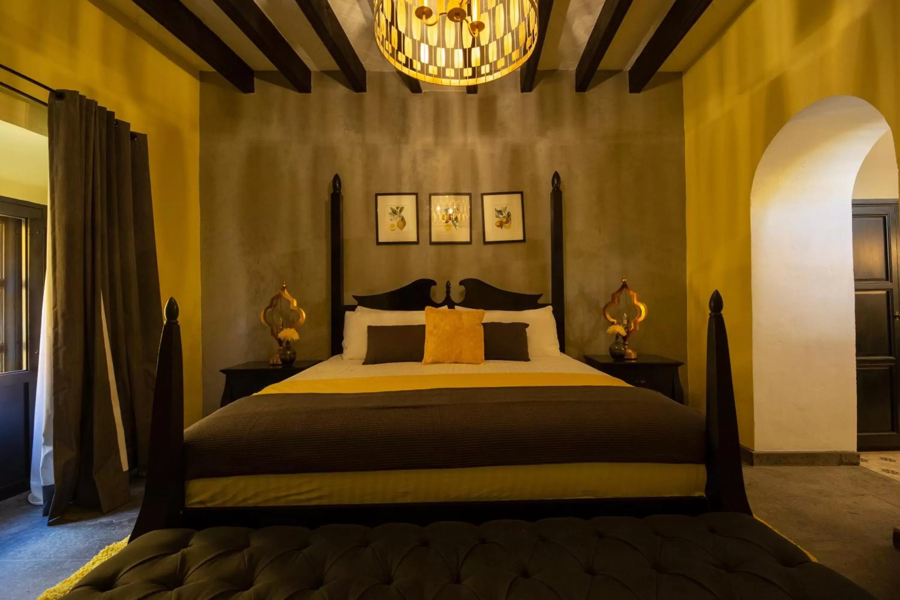 Photo of the whole room, Bed in Luxury Boutique Hotel Villa Limon