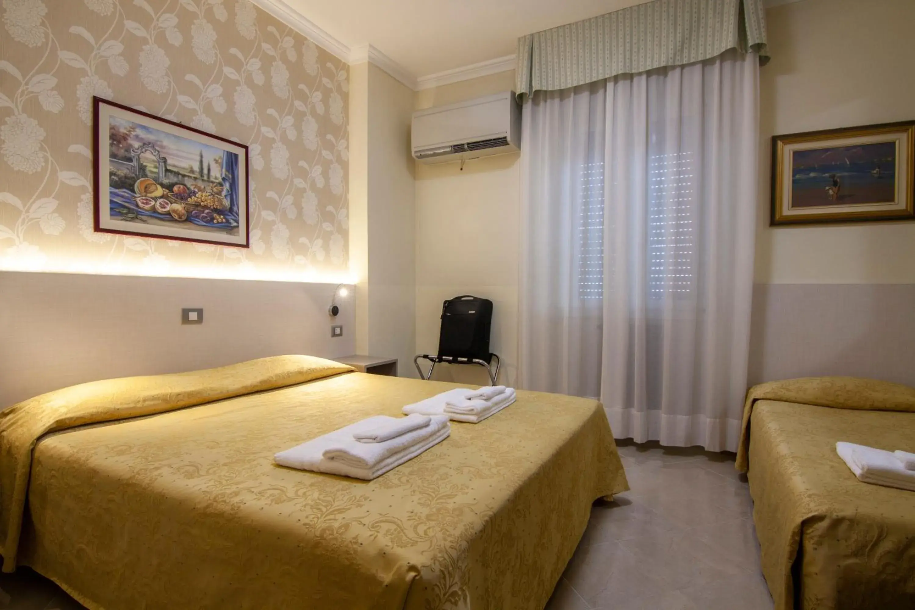 Photo of the whole room, Bed in Hotel Dei Fiori