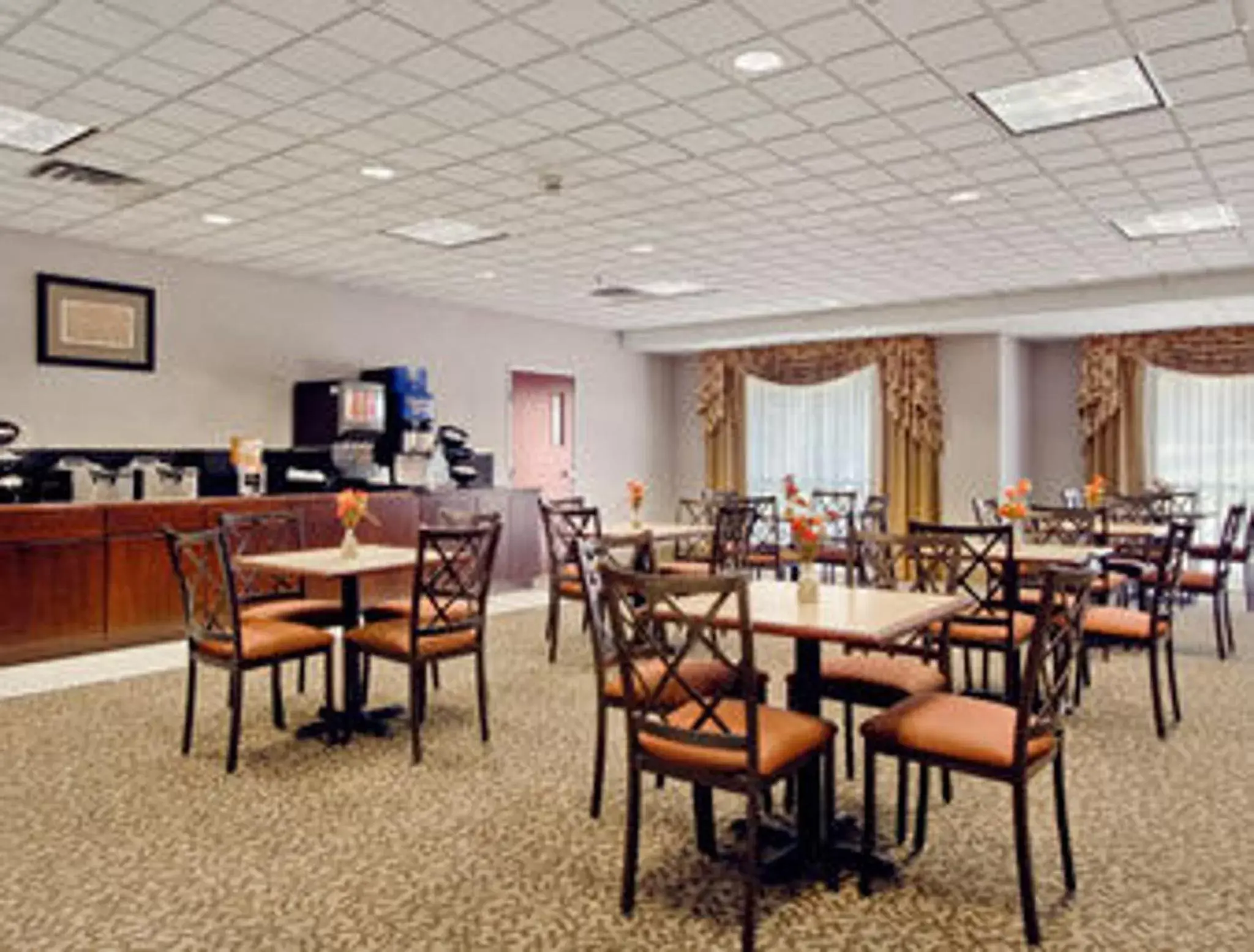 Restaurant/Places to Eat in Ramada by Wyndham Harrisburg/Hershey Area