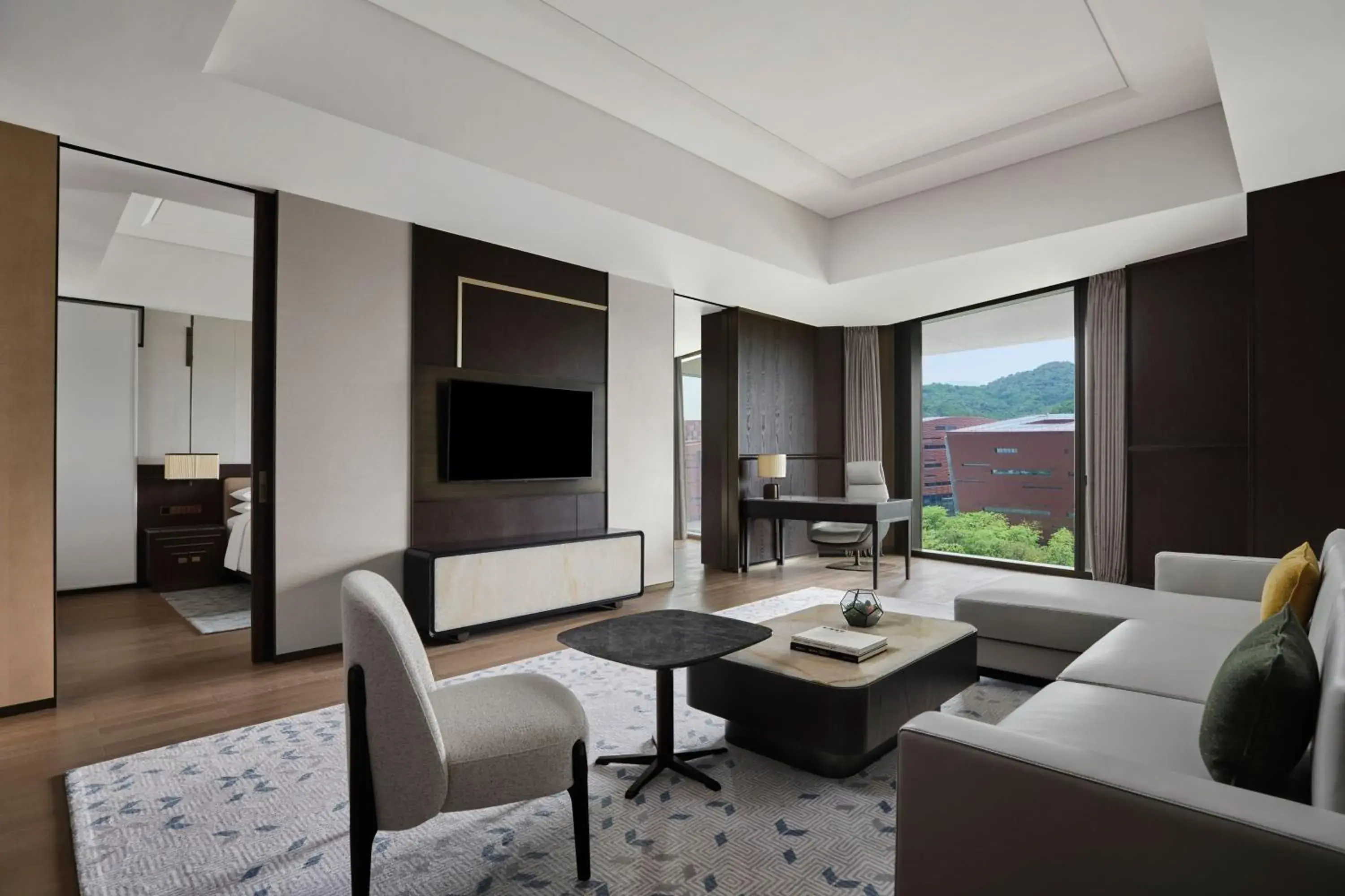 Bedroom, Seating Area in Guangzhou Marriott Hotel Baiyun