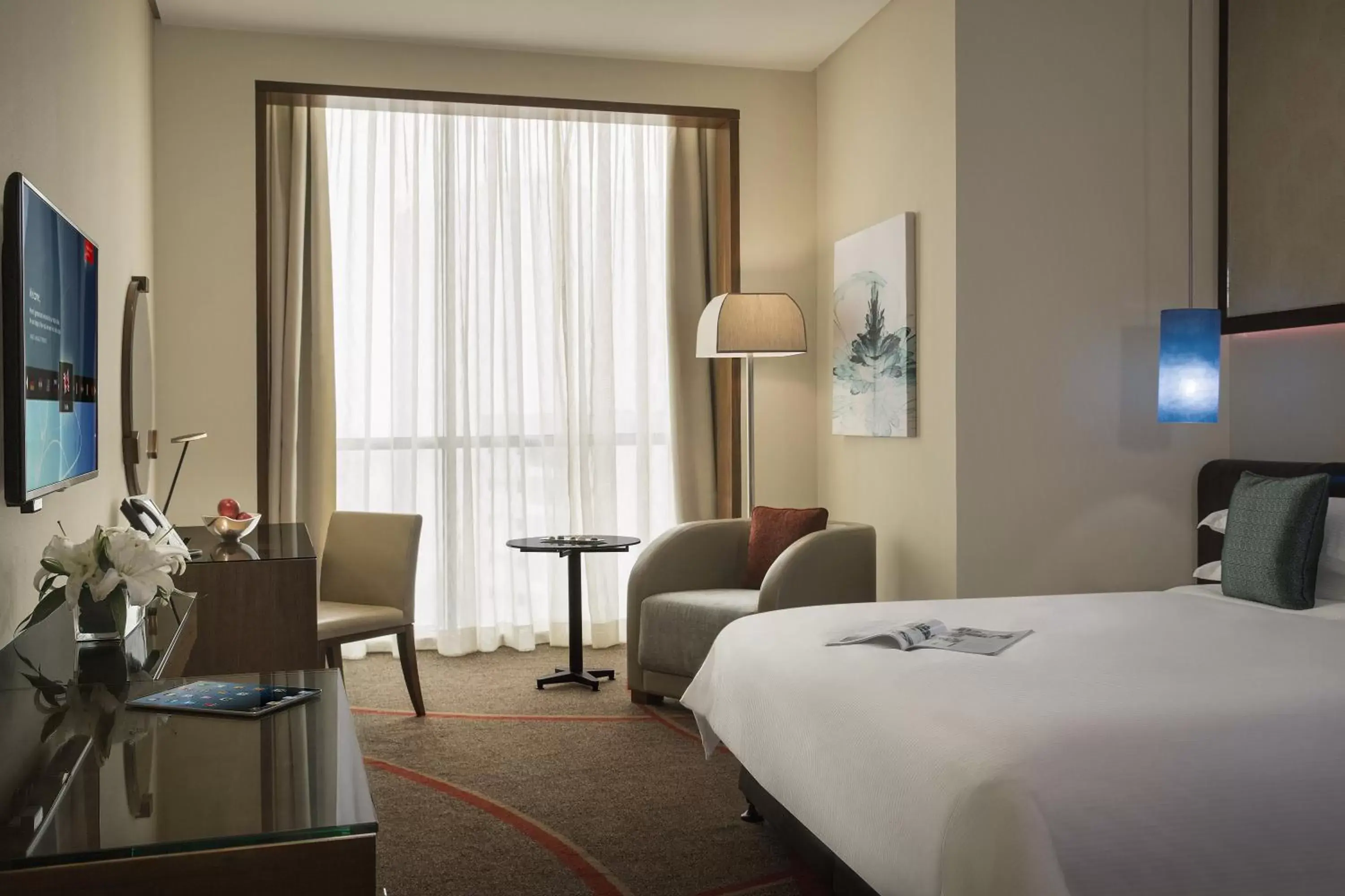 Guest Room – King Bed in Rosh Rayhaan by Rotana Guest Room – King Bed in Rosh Rayhaan by Rotana