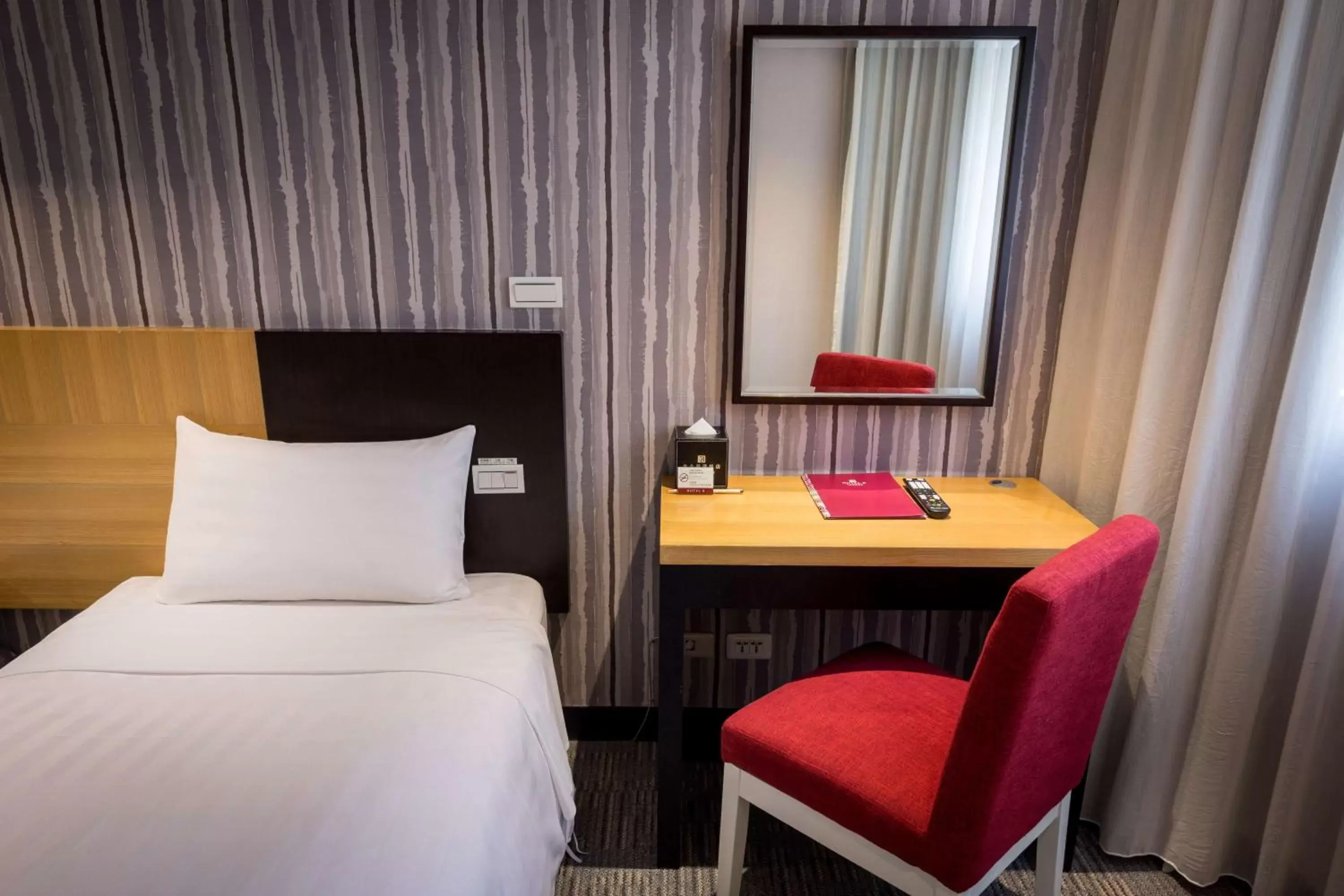 hair dresser, Bed in 台北碧瑤飯店 Hotel B hair dresser, Bed in 台北碧瑤飯店 Hotel B