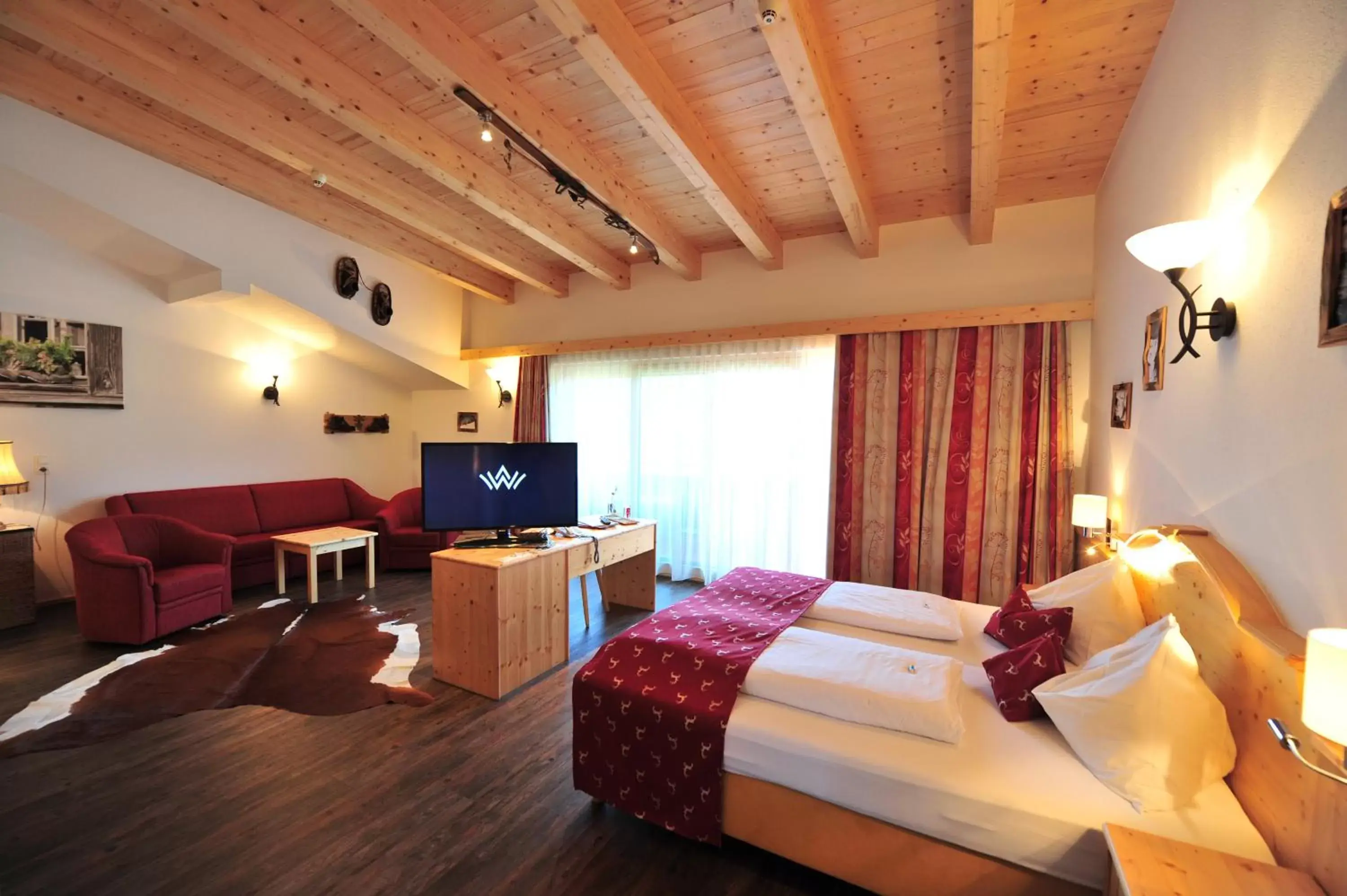 Photo of the whole room in Hotel Alpenpanorama