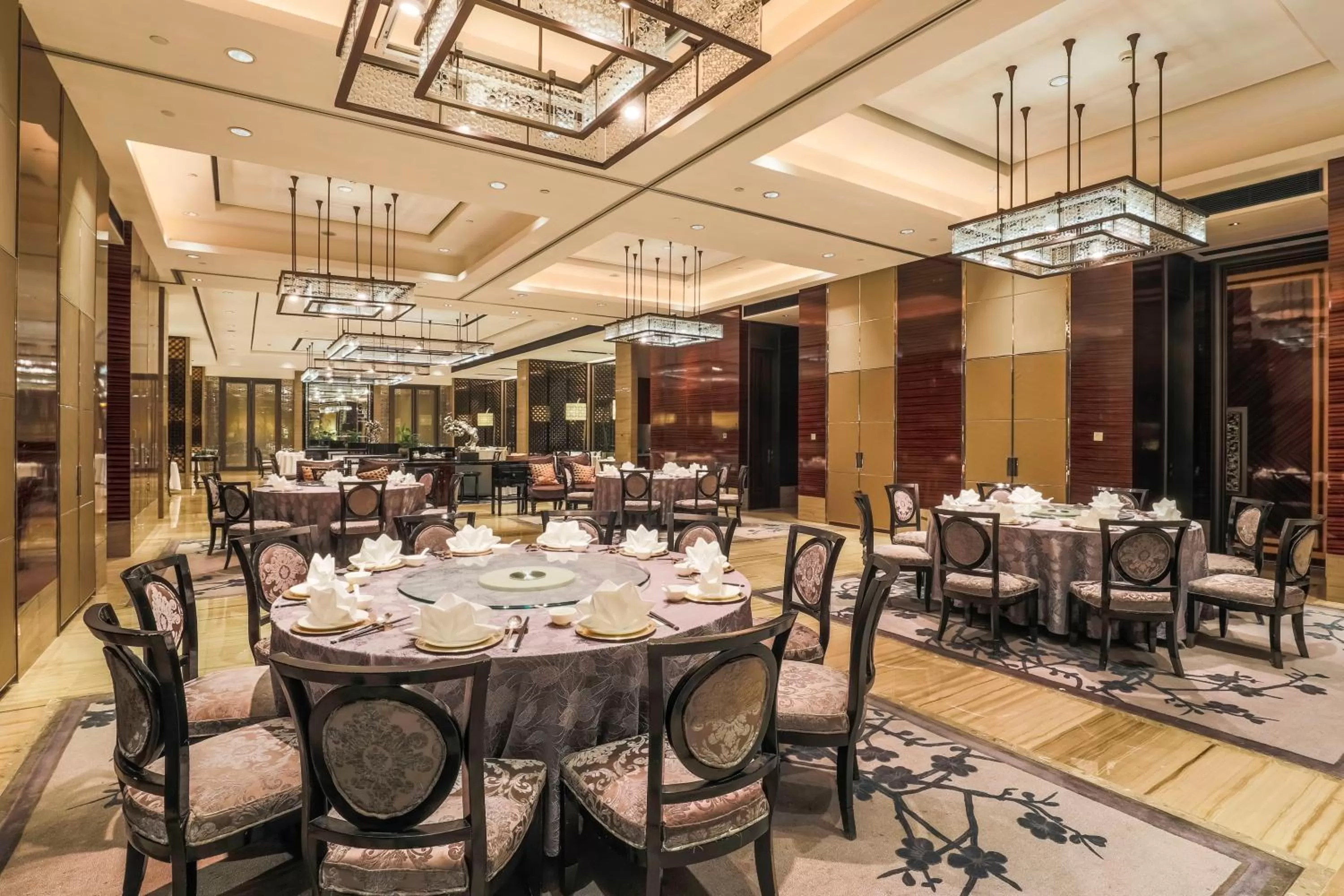 Restaurant/places to eat in Pan Pacific Serviced Suites Ningbo