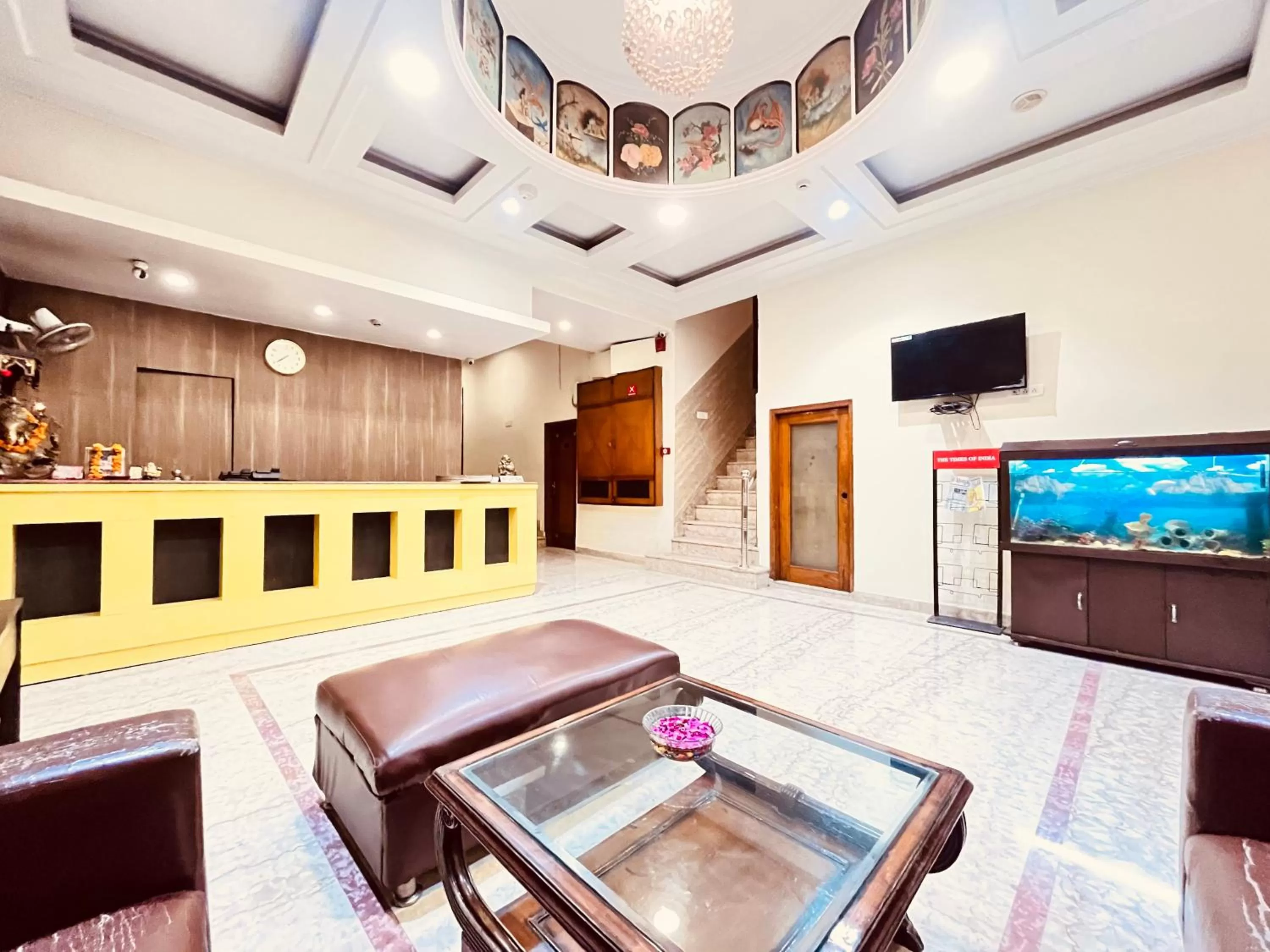 Communal lounge/ TV room in Ashoka Hotel Karol Bagh Delhi