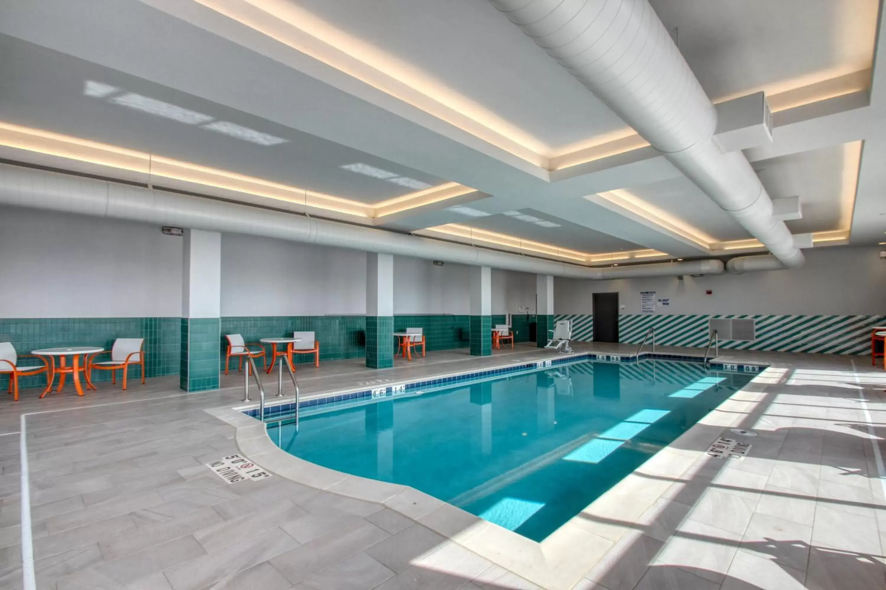 Swimming pool in Holiday Inn - Appleton by IHG Swimming pool in Holiday Inn - Appleton by IHG
