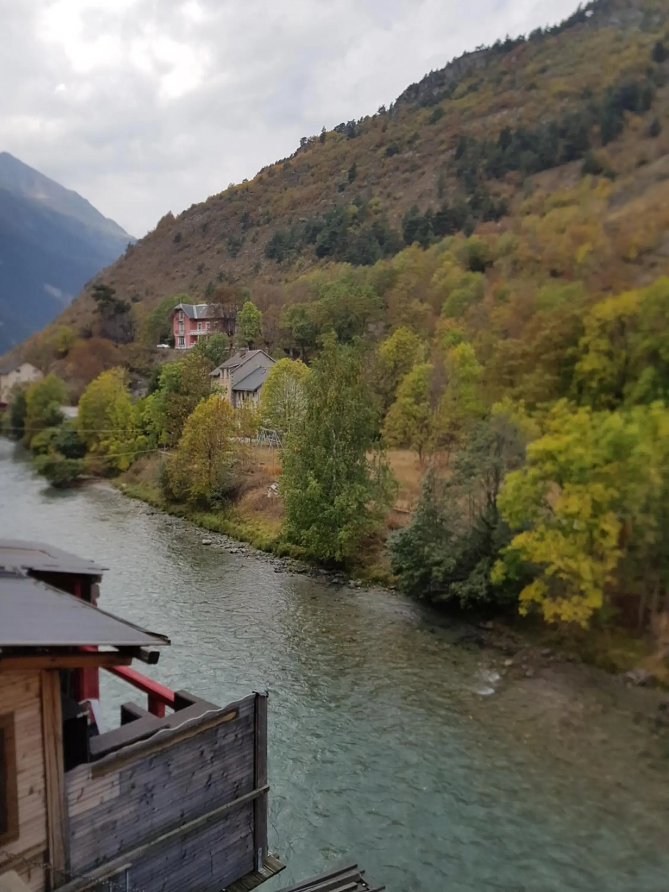 River view in hotel de la gare