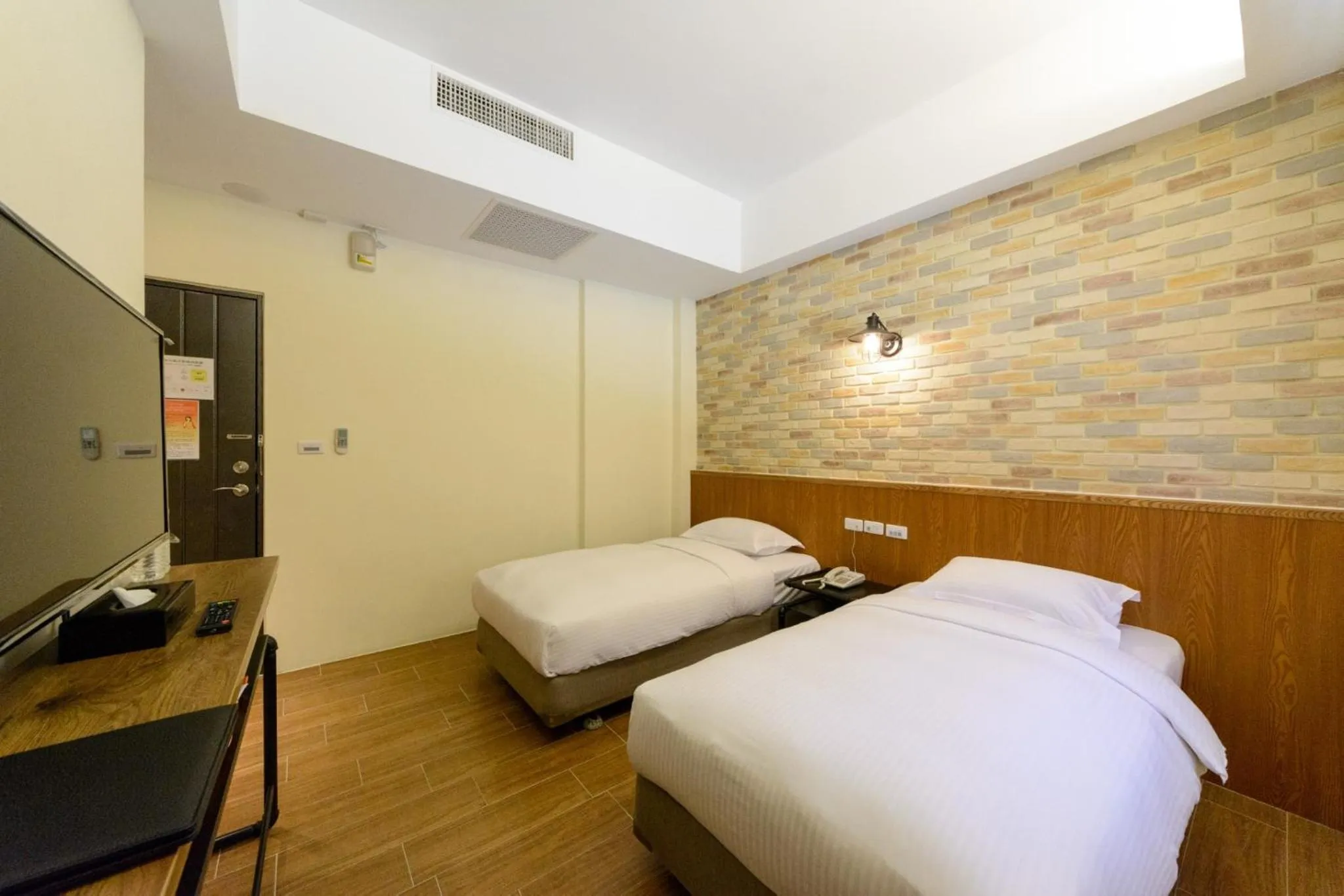 Photo of the whole room, Room Photo in Jack House Hotel