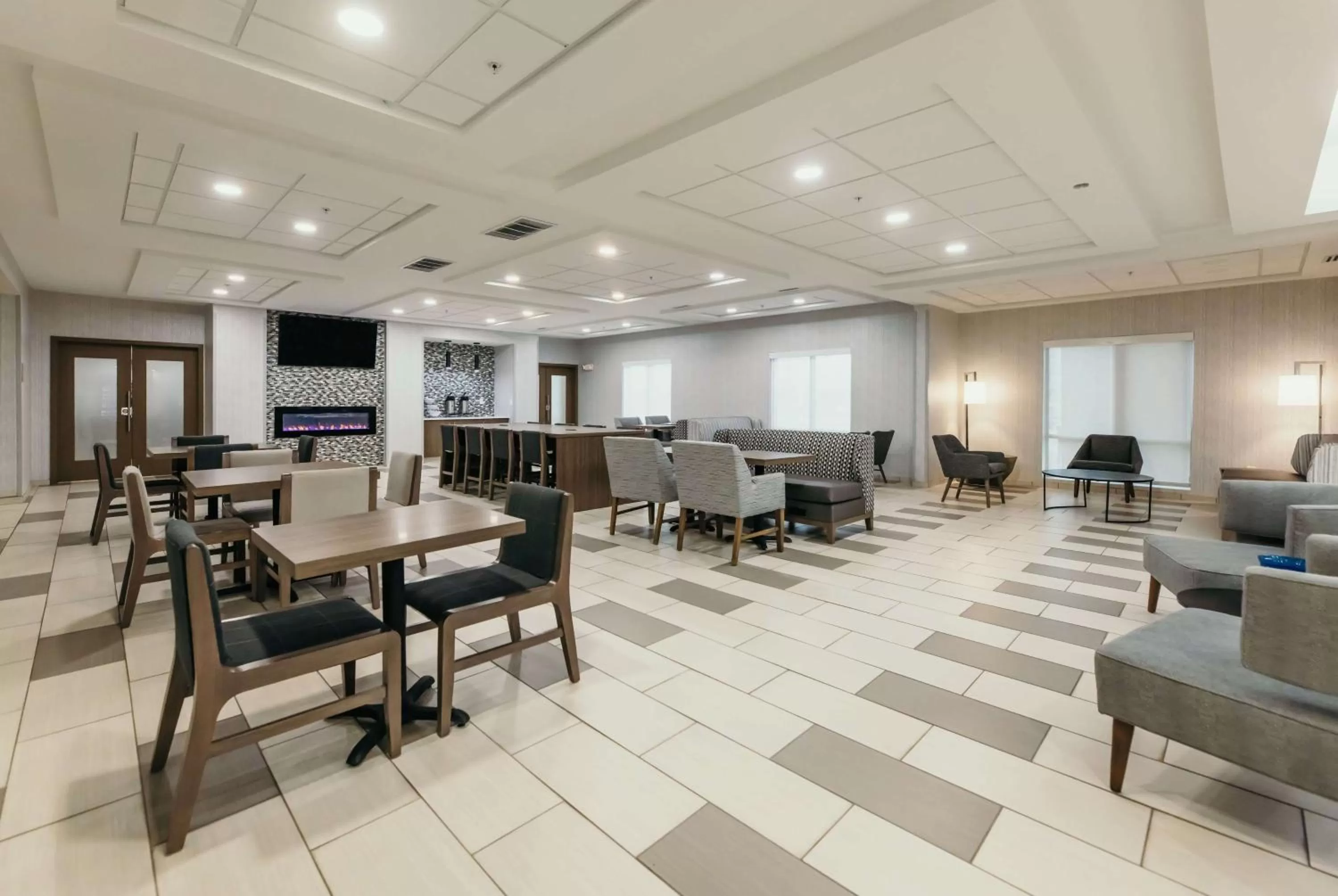 Lobby or reception in La Quinta Inn & Suites by Wyndham Ankeny IA - Des Moines IA