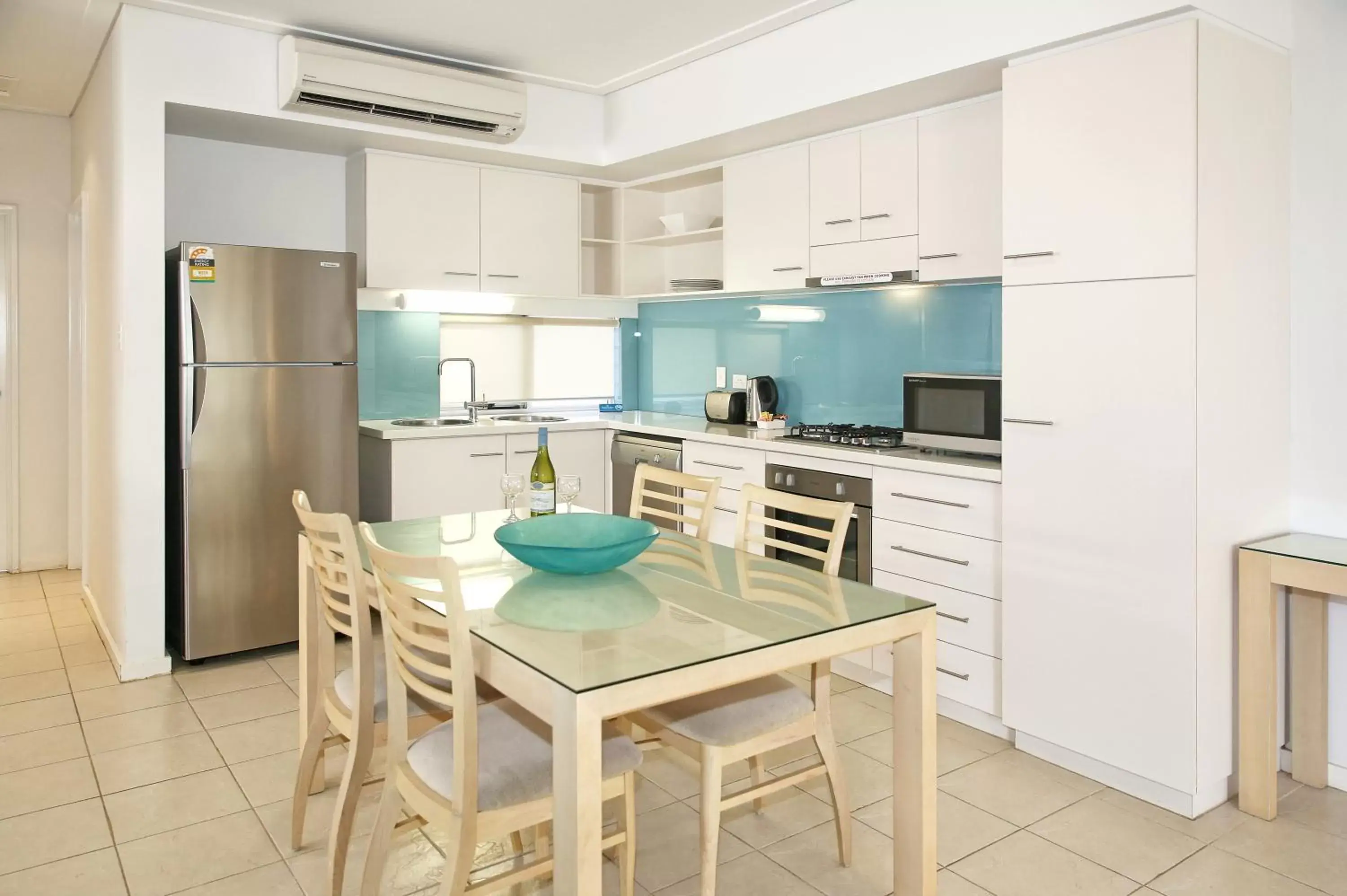 Kitchen or kitchenette, Kitchen/Kitchenette in Nesuto Geraldton