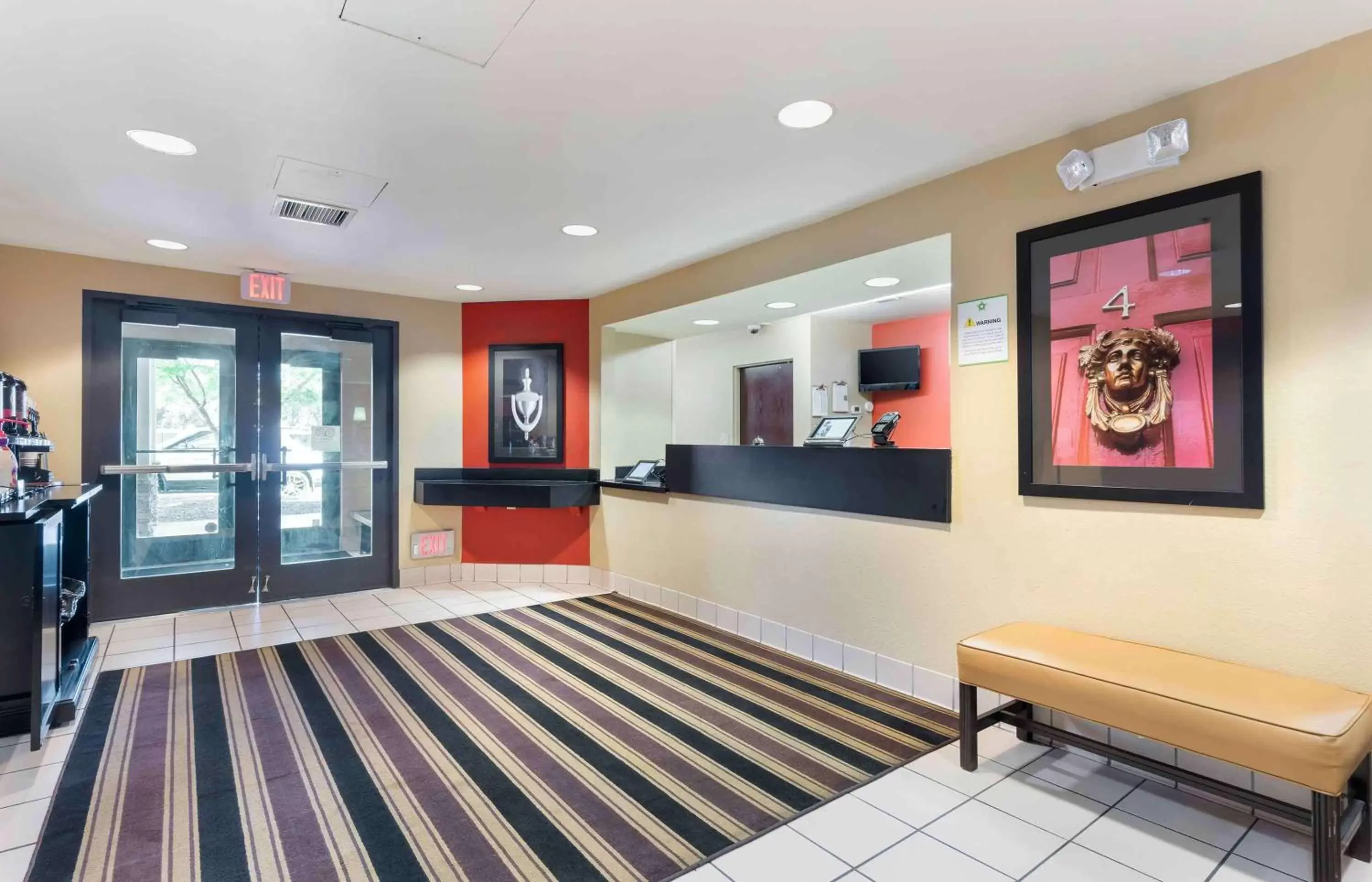 Lobby or reception in Extended Stay America Suites - Livermore - Airway Blvd Lobby or reception in Extended Stay America Suites - Livermore - Airway Blvd