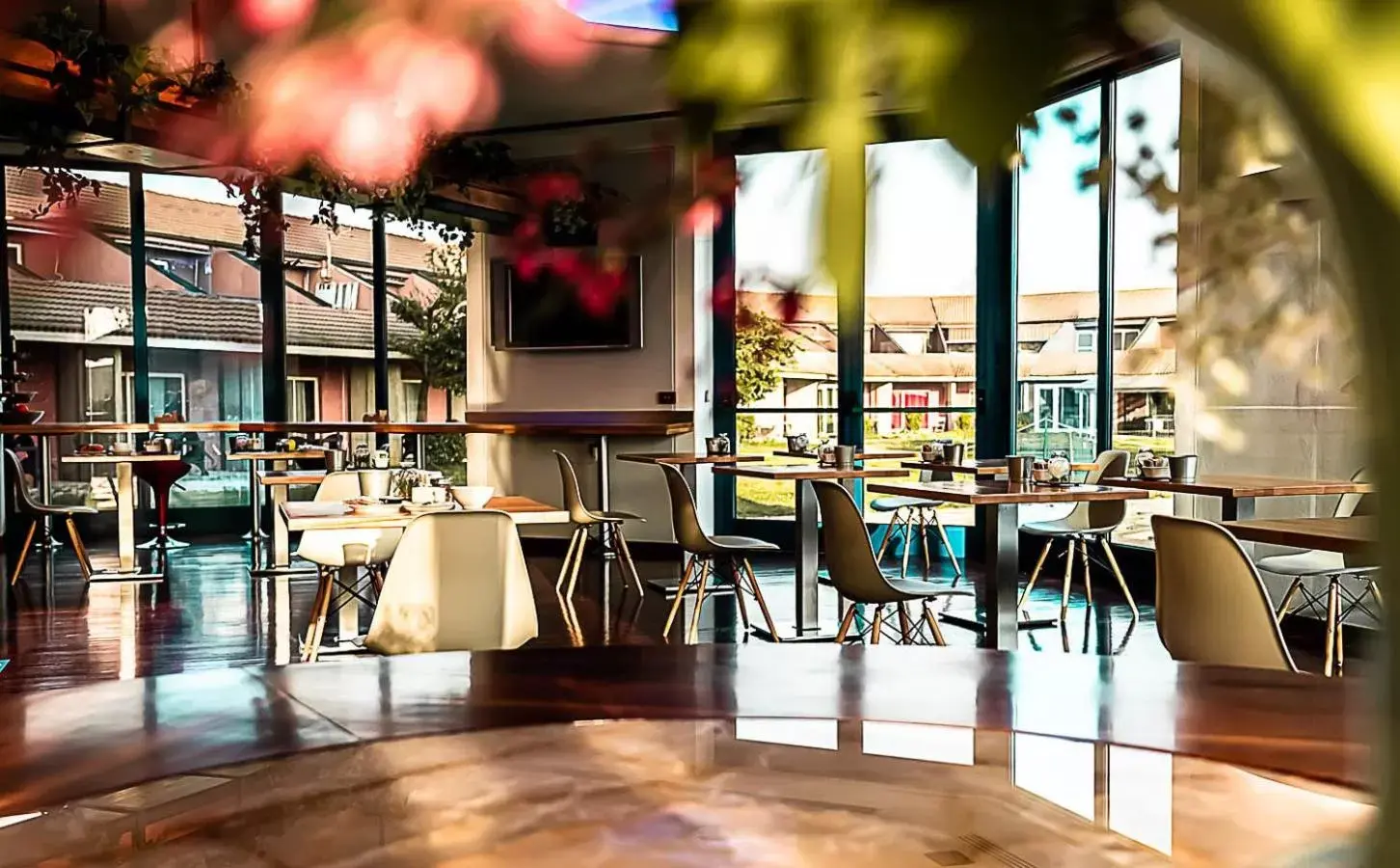 Dining area, Restaurant/Places to Eat in Business Hotel