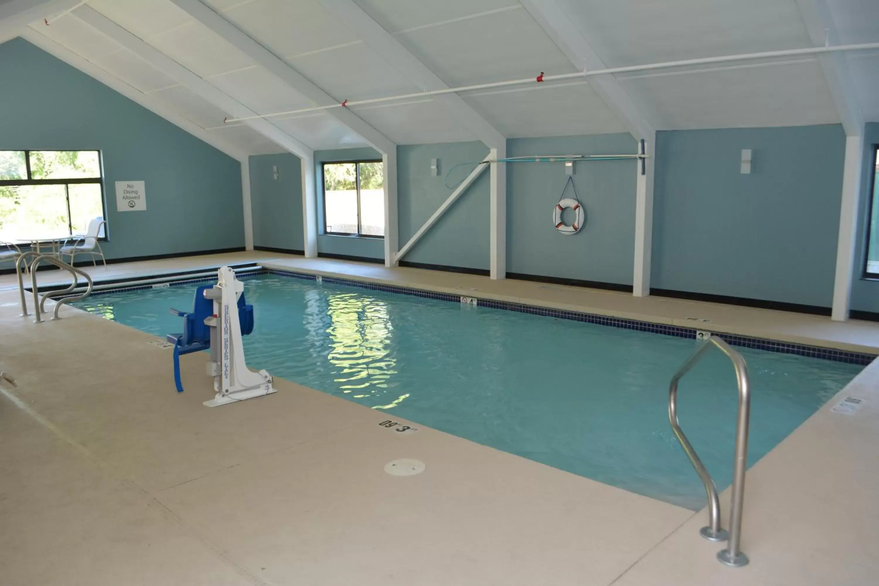Swimming Pool in Holiday Inn Express & Suites Waterville - North, an IHG Hotel