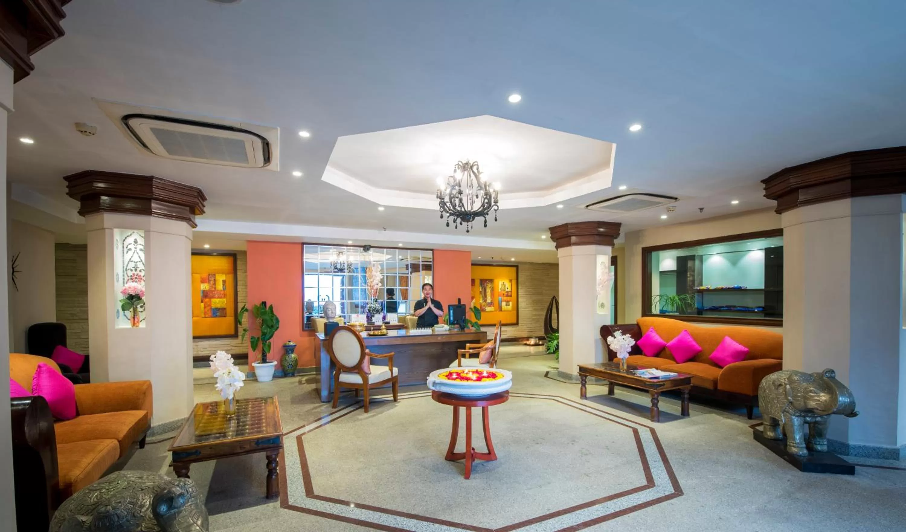 Staff in Radisson Blu Udaipur Palace Resort & Spa