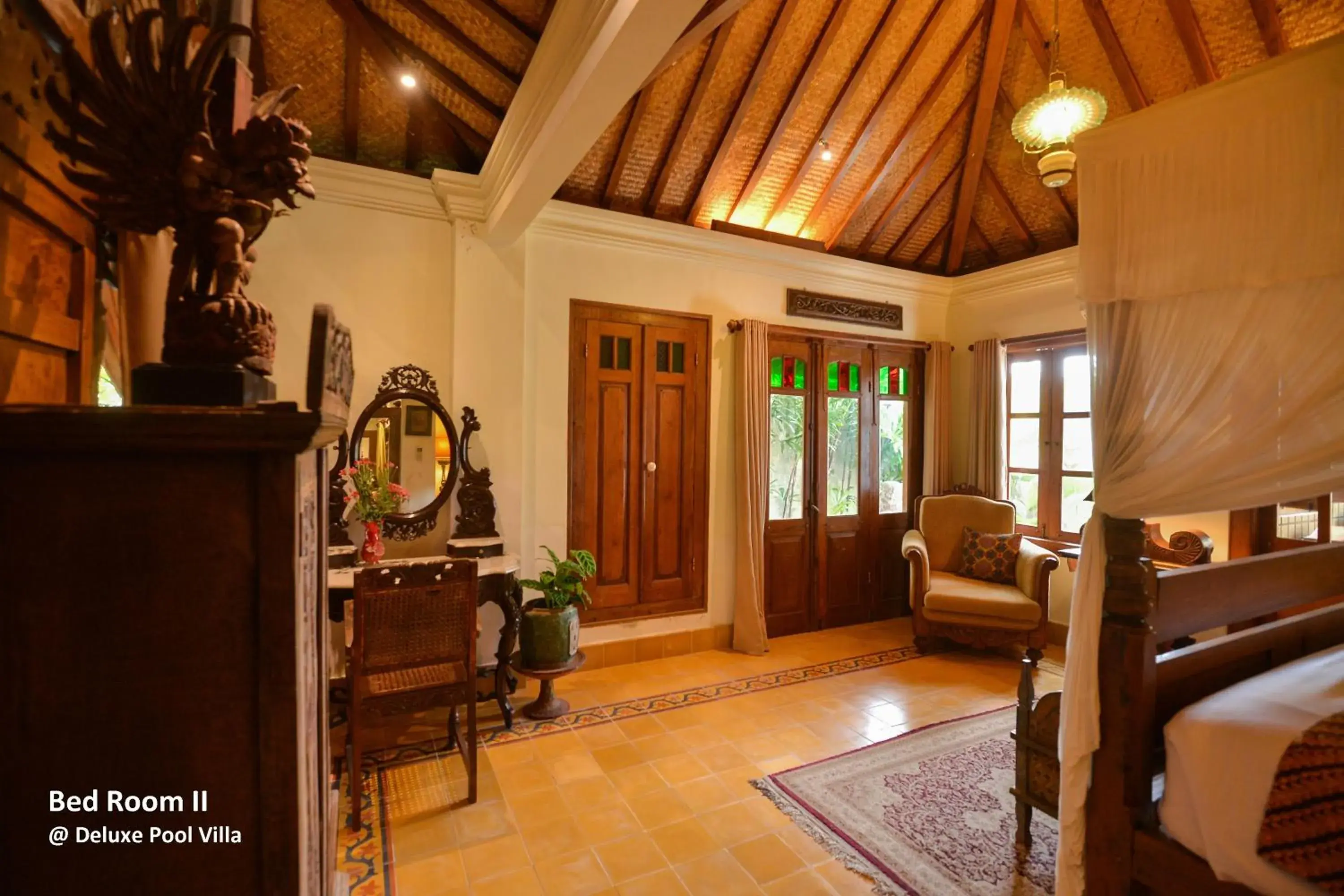 Bed, Seating Area in Ubud Syailendra Heritage Villas by EPS