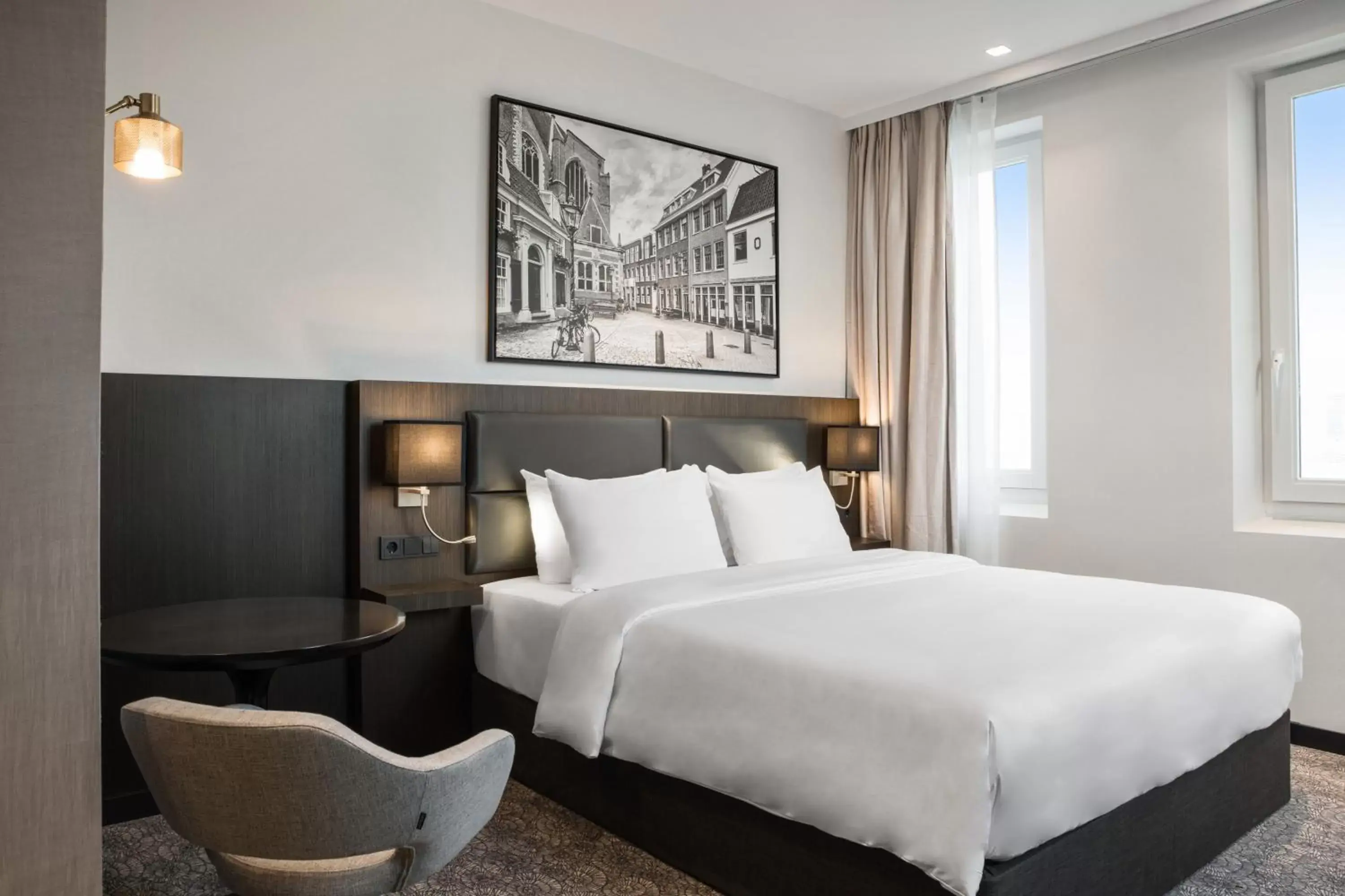 Bed in Radisson Hotel & Suites Amsterdam South