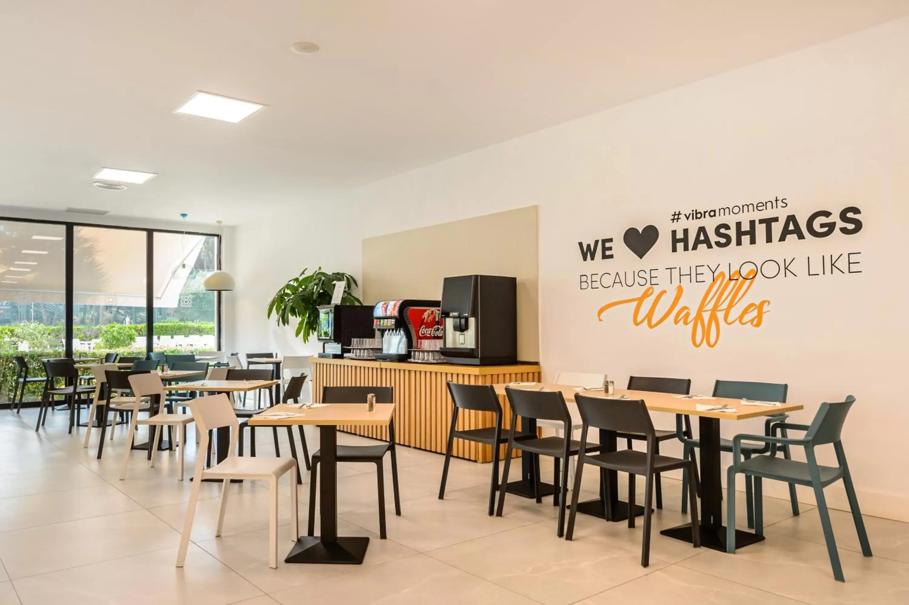 Restaurant/places to eat in Hotel Vibra Beverly Playa Restaurant/places to eat in Hotel Vibra Beverly Playa