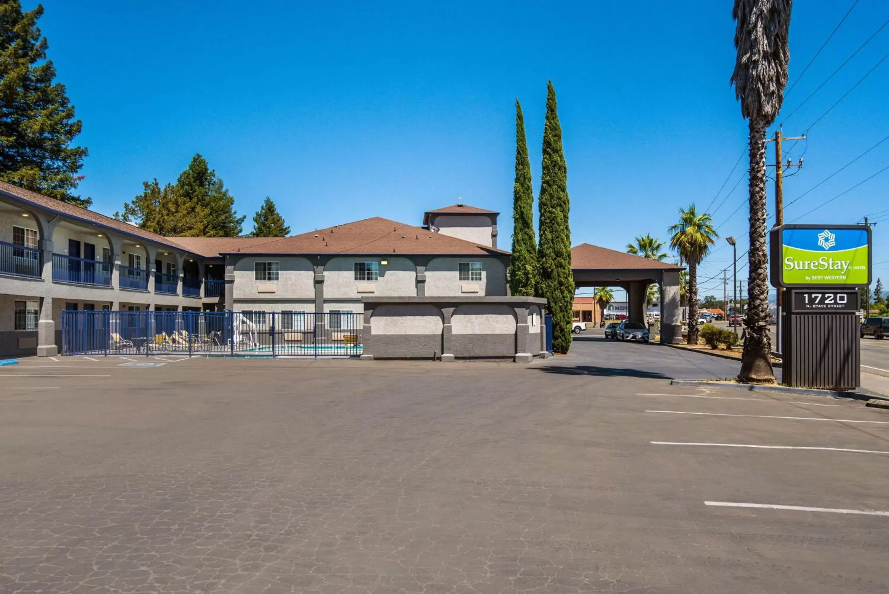 Property Building in SureStay Hotel by Best Western Ukiah