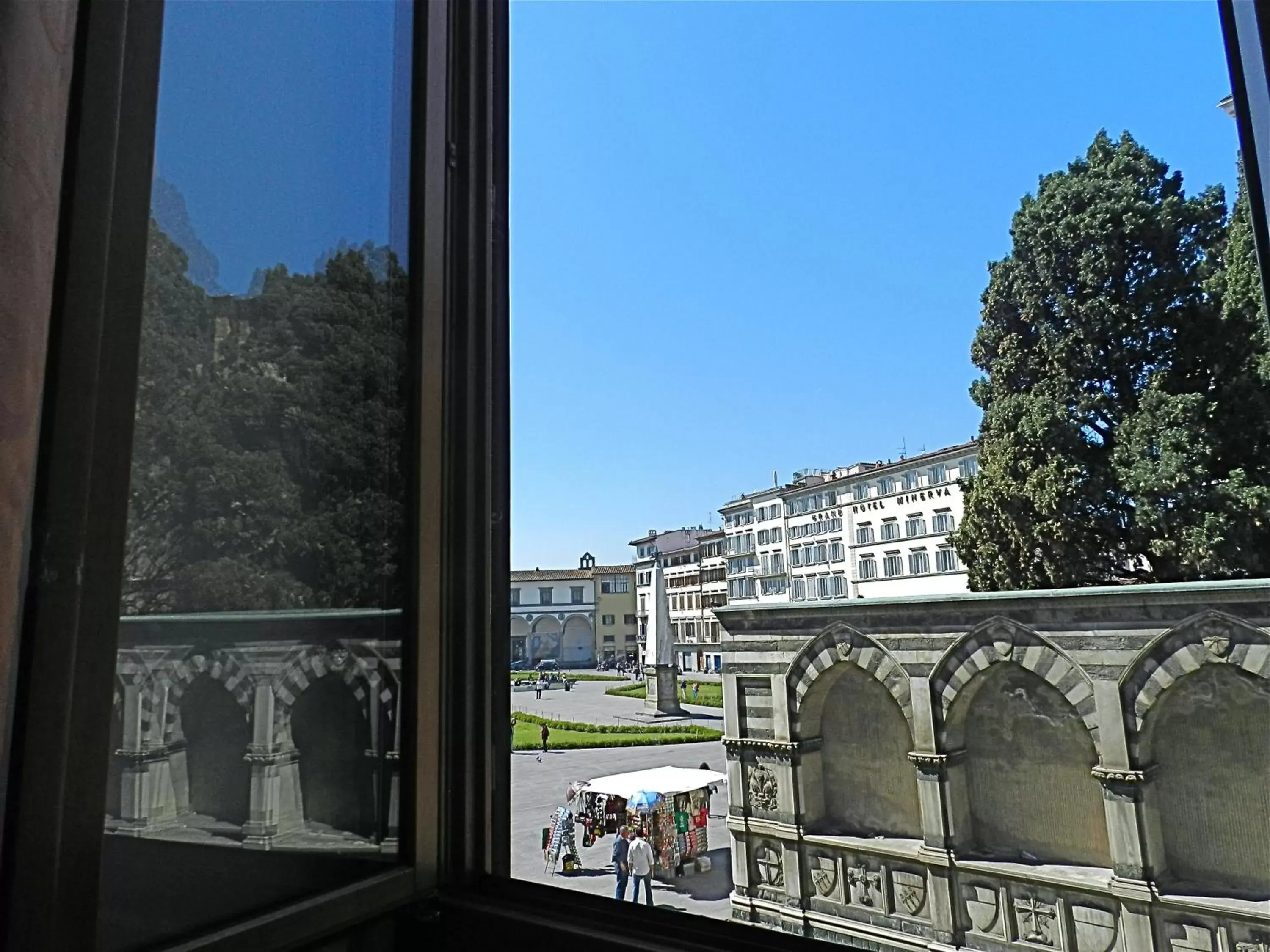 Landmark view in Domus Florentiae Hotel