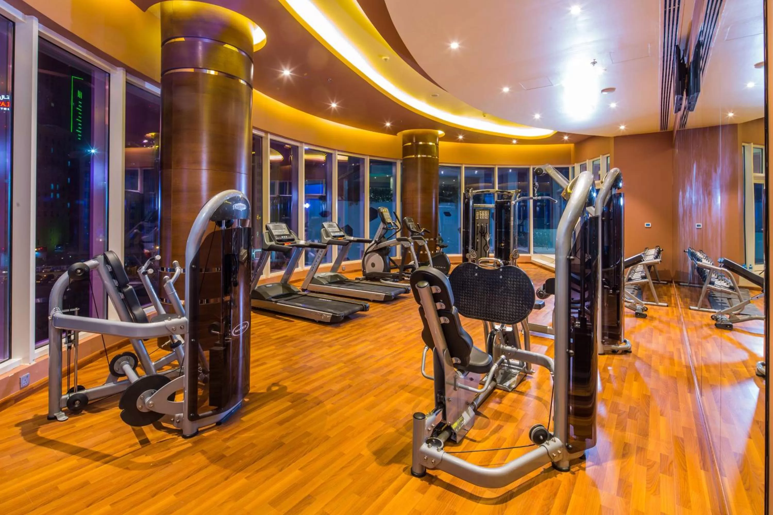 Fitness centre/facilities in Arch Hotel
