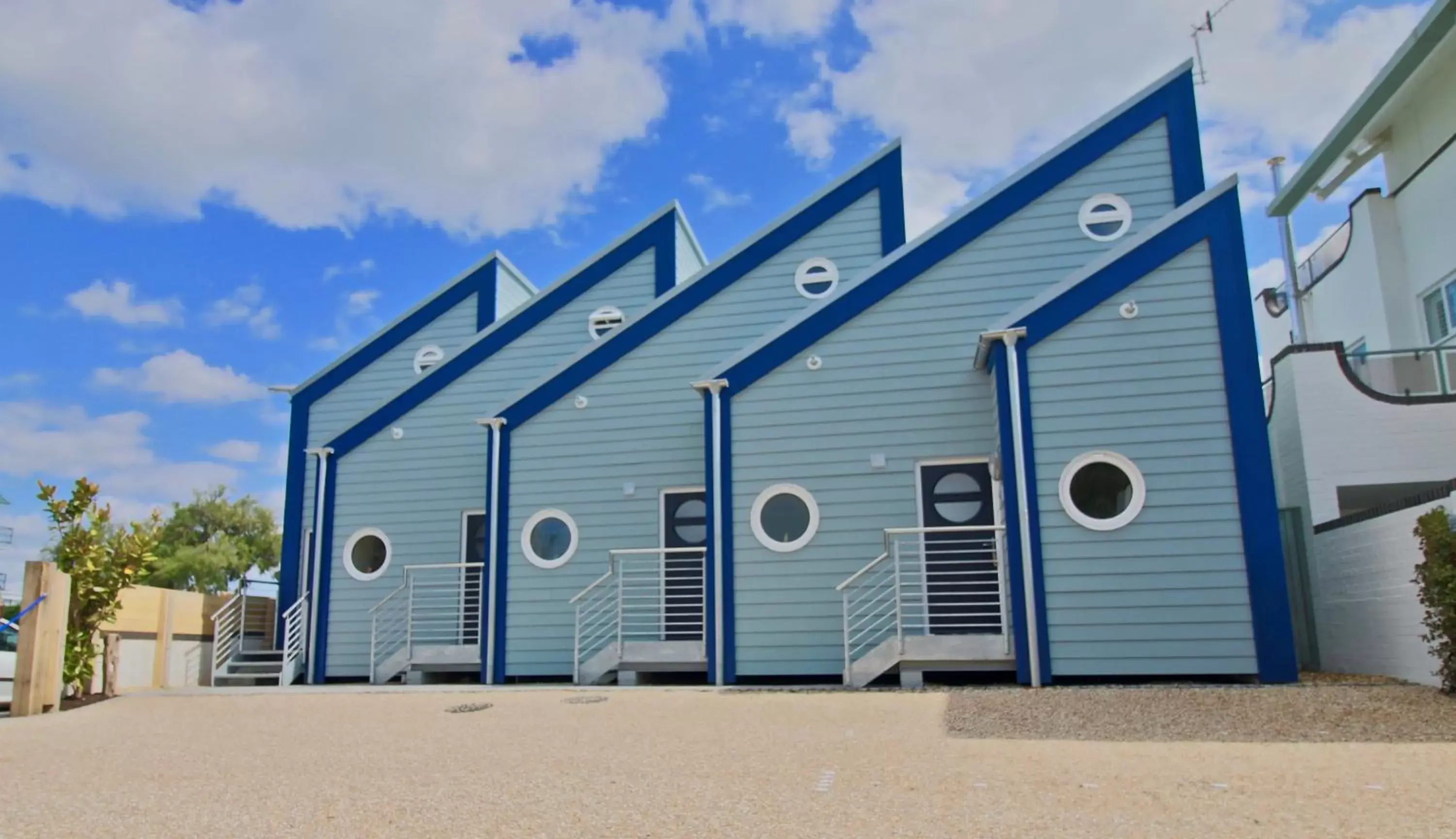 Facade/entrance, Property Building in Beach Hut Suites