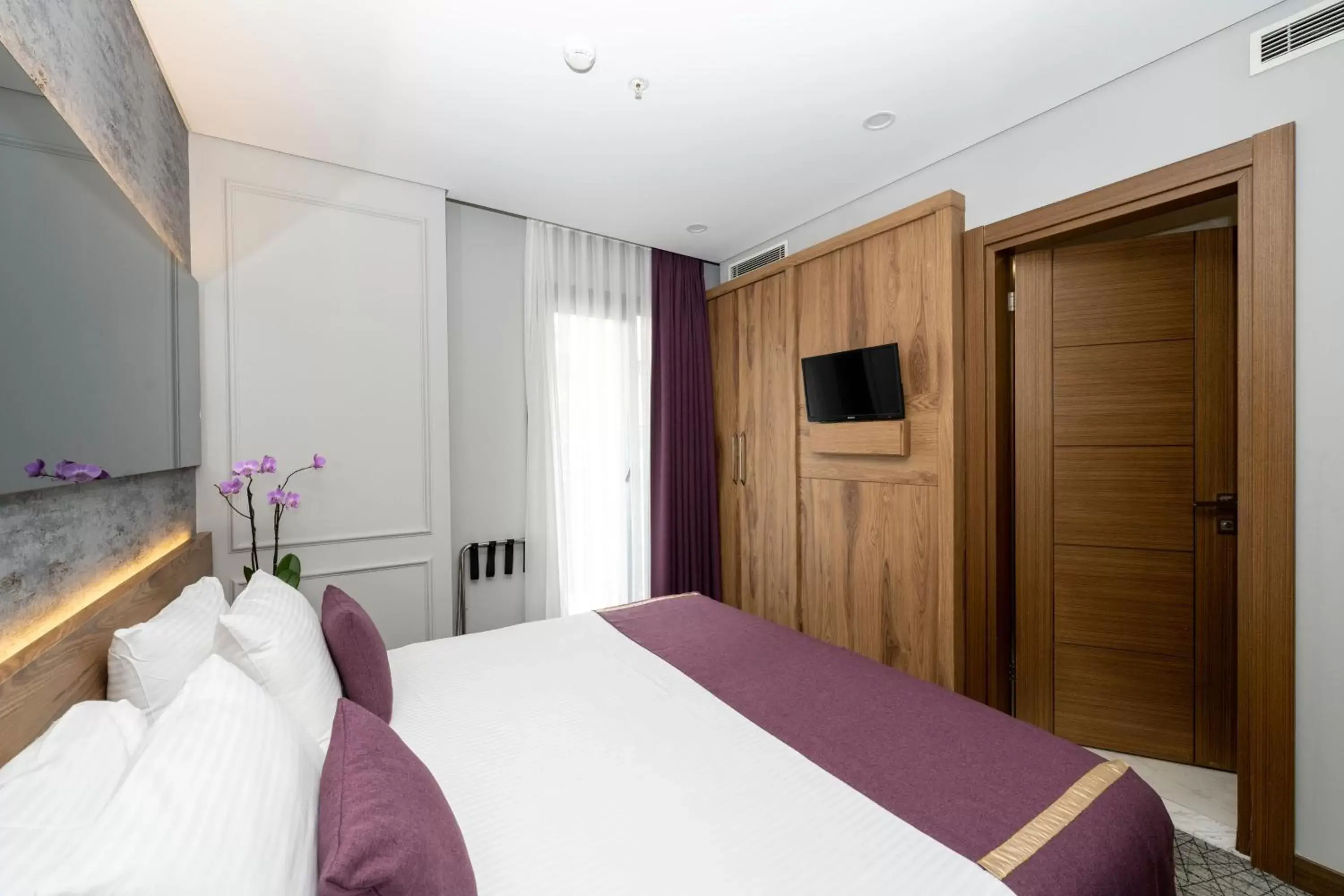 Massage, Bed in Graziella Gold Hotel