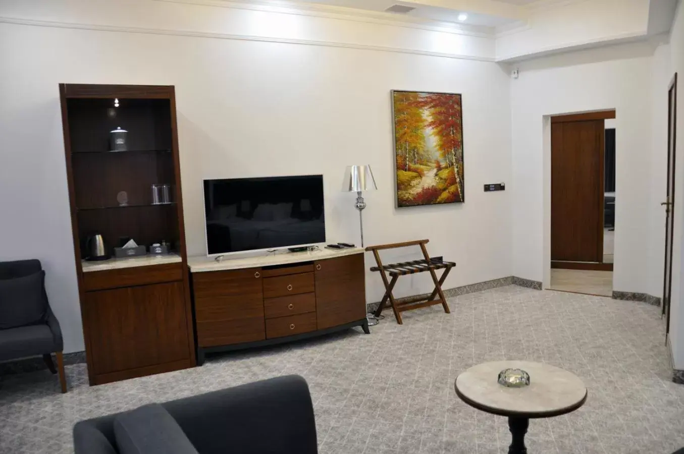 Luxury Triple Room in Parliament Palace Hotel Luxury Triple Room in Parliament Palace Hotel