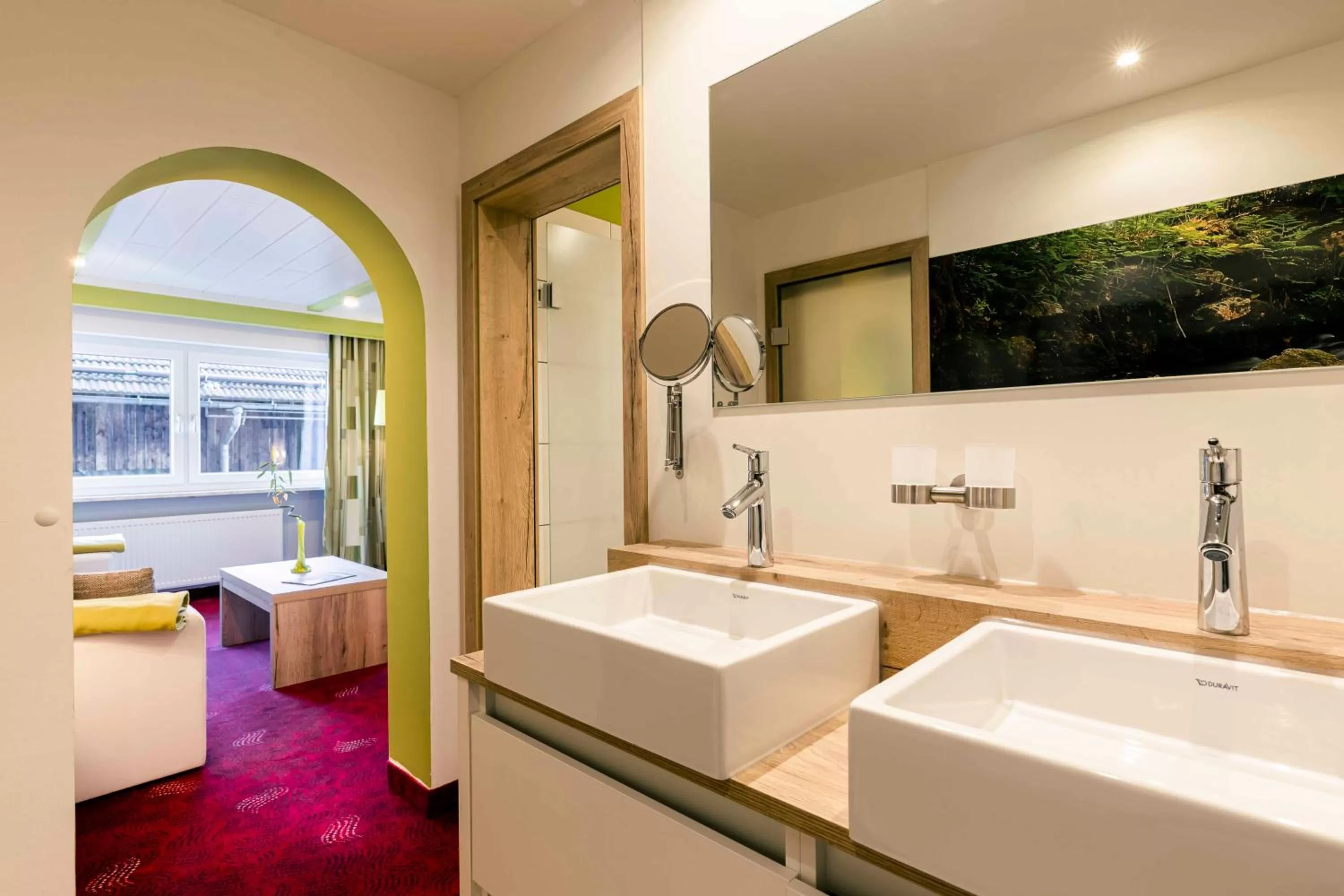 Bathroom, Bed in Landhotel GrünWies -Bonsai-Wellness Garni