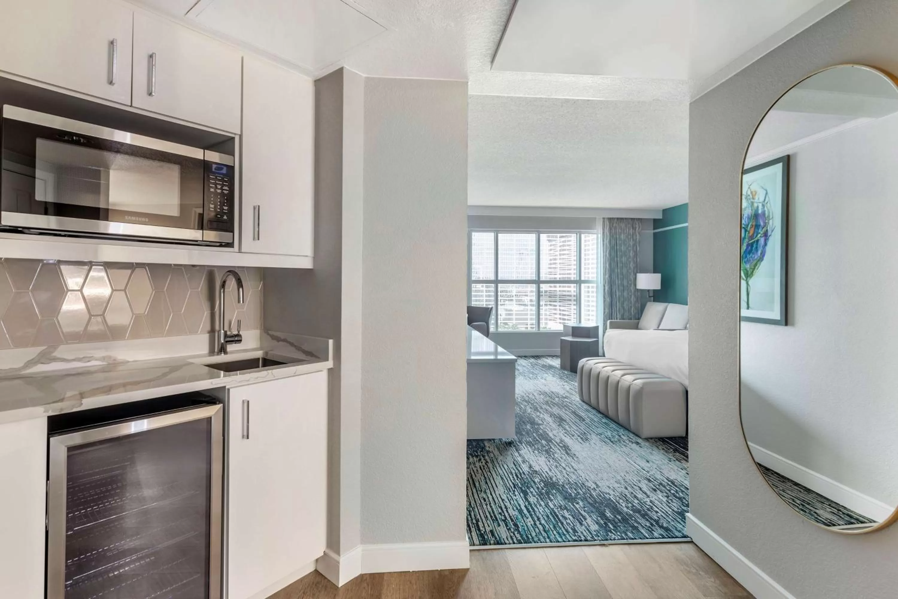 Kitchen or kitchenette, Bed in Hilton Grand Vacations Club Flamingo Las Vegas