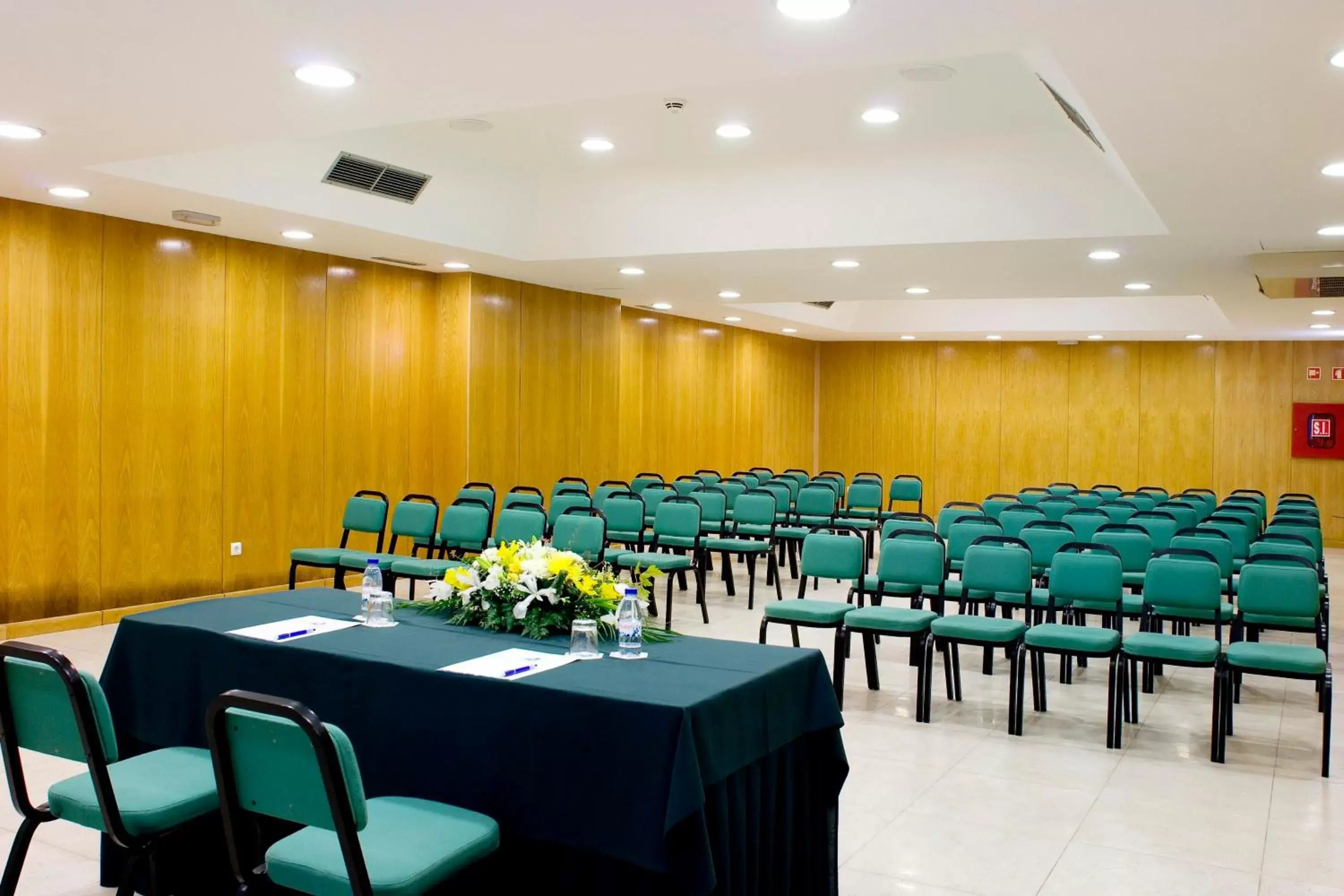 Business facilities in Leziria Parque Hotel