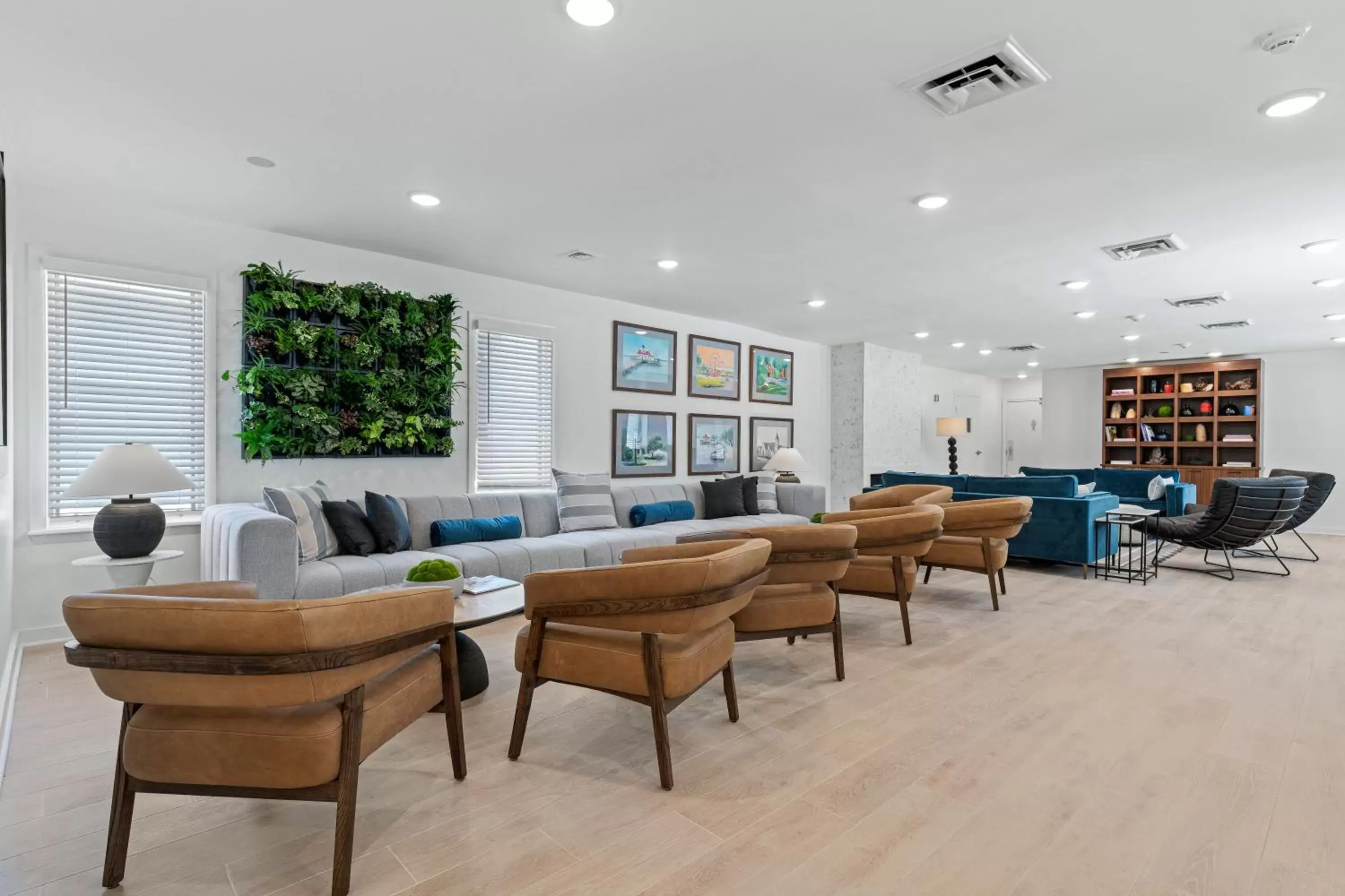 Lobby or reception in Hotel Manteo, Trademark Collection by Wyndham Lobby or reception in Hotel Manteo, Trademark Collection by Wyndham