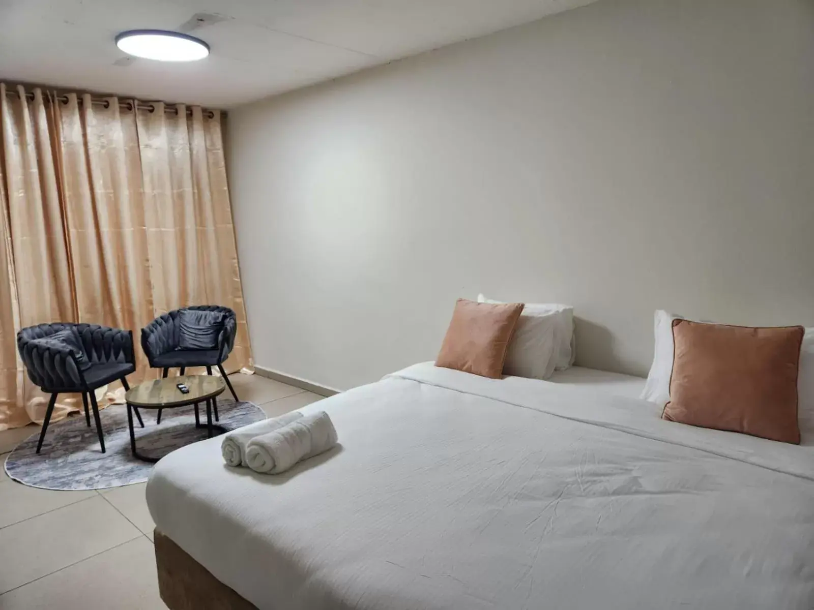 One-Bedroom Basement Apartment in Sahara Hotel Eilat One-Bedroom Basement Apartment in Sahara Hotel Eilat