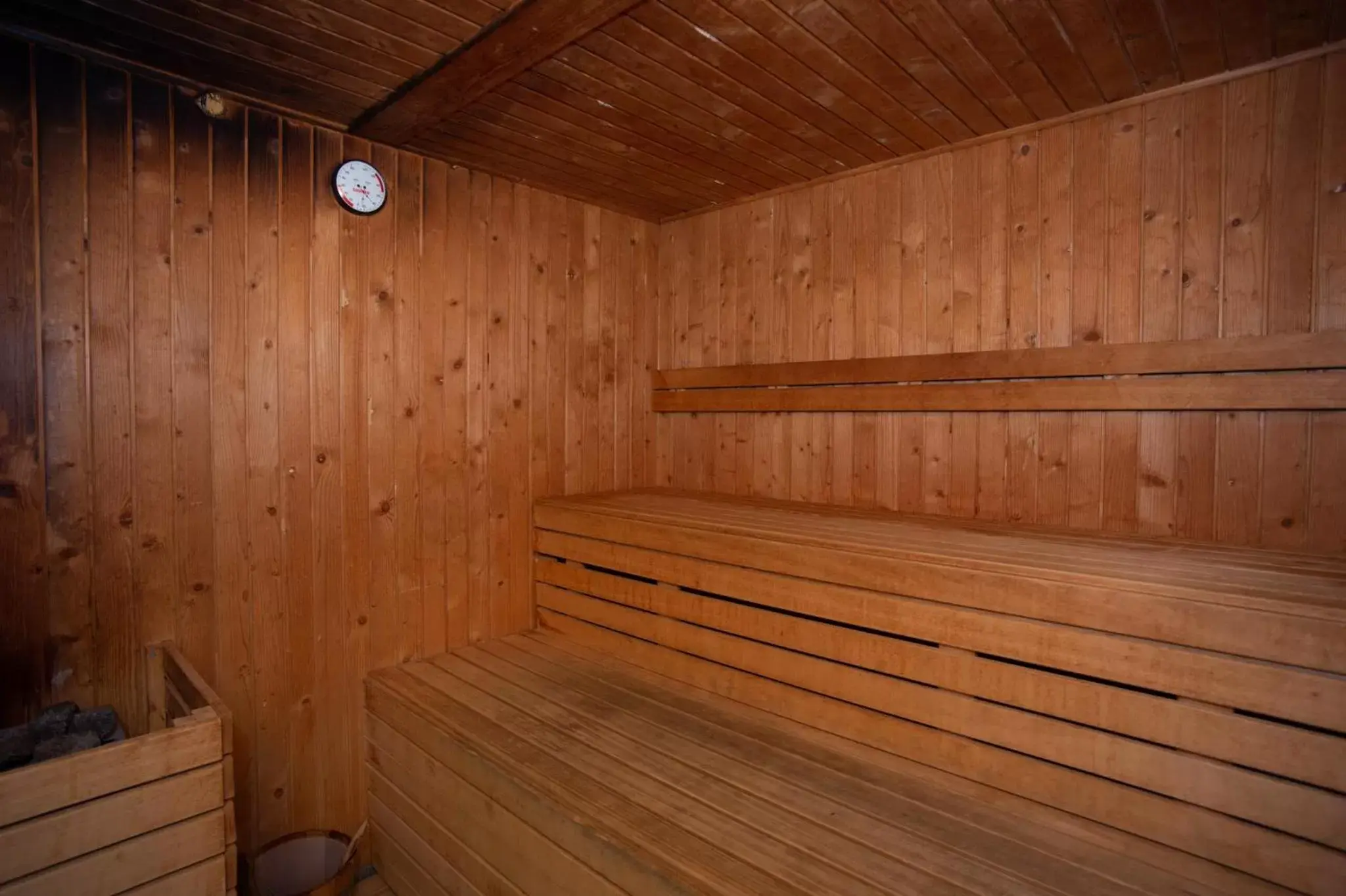 Sauna in Axis Vermar Conference & Beach Hotel