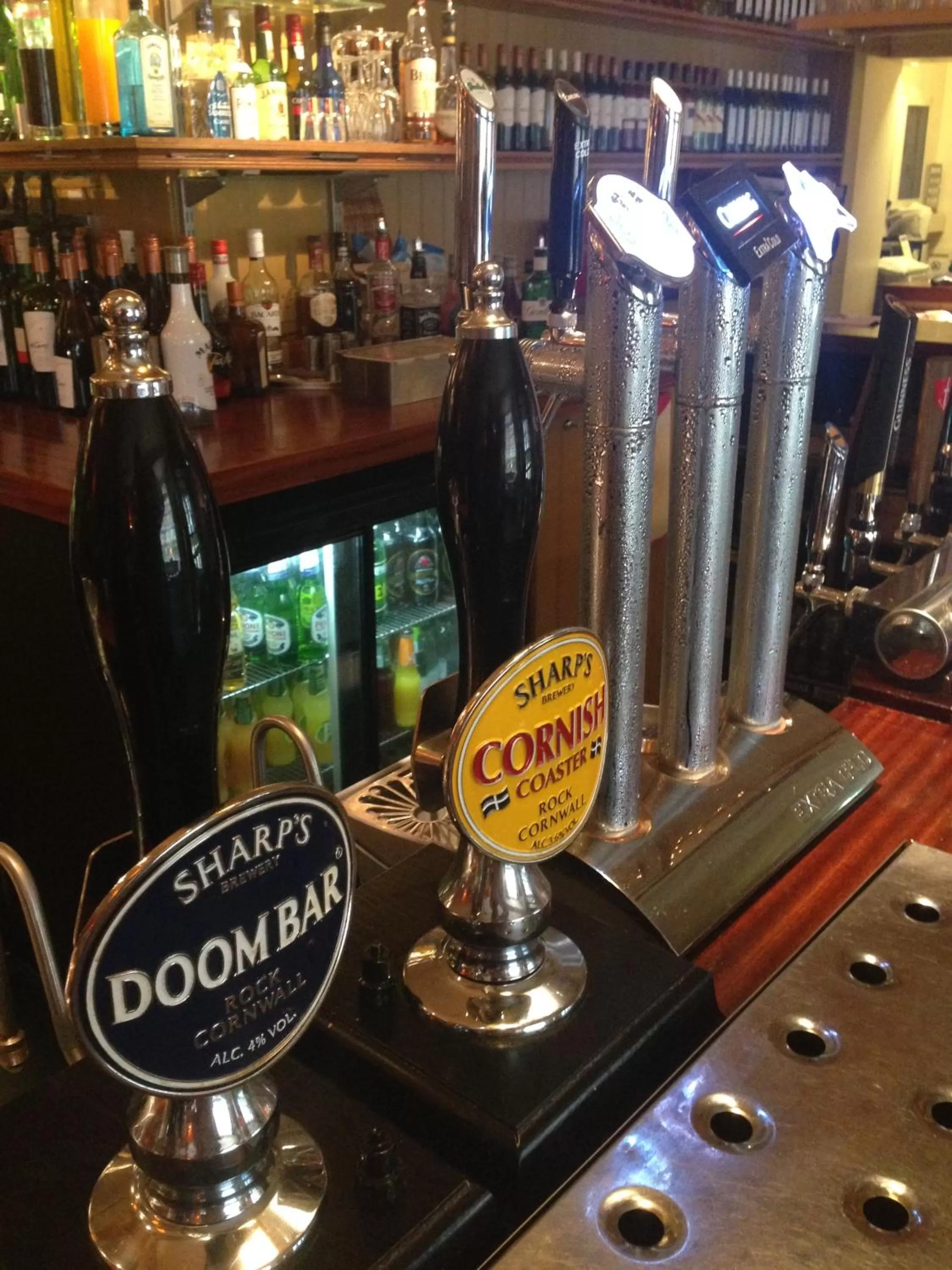 Drinks in The Broadway Hotel