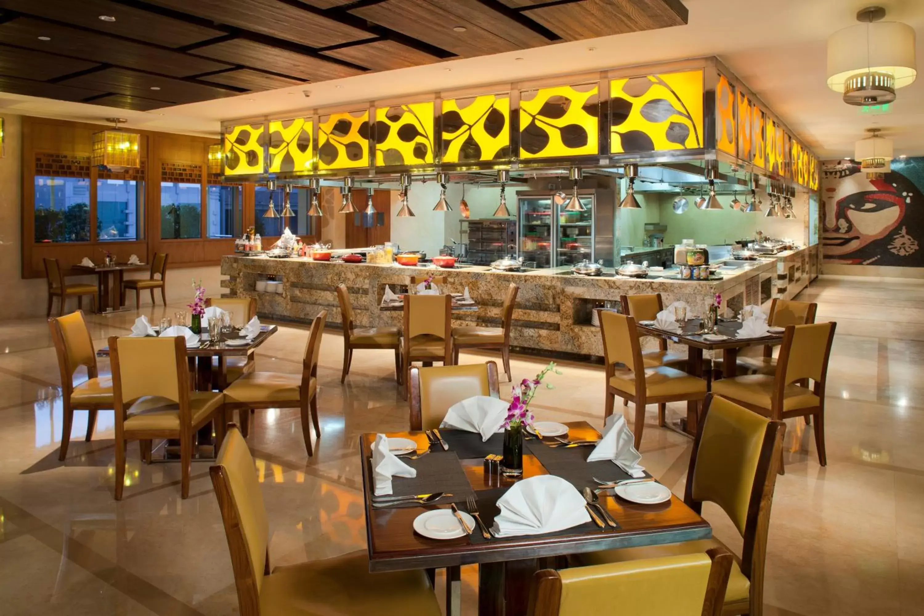 Restaurant/Places to Eat in Crowne Plaza New Delhi Okhla, an IHG Hotel
