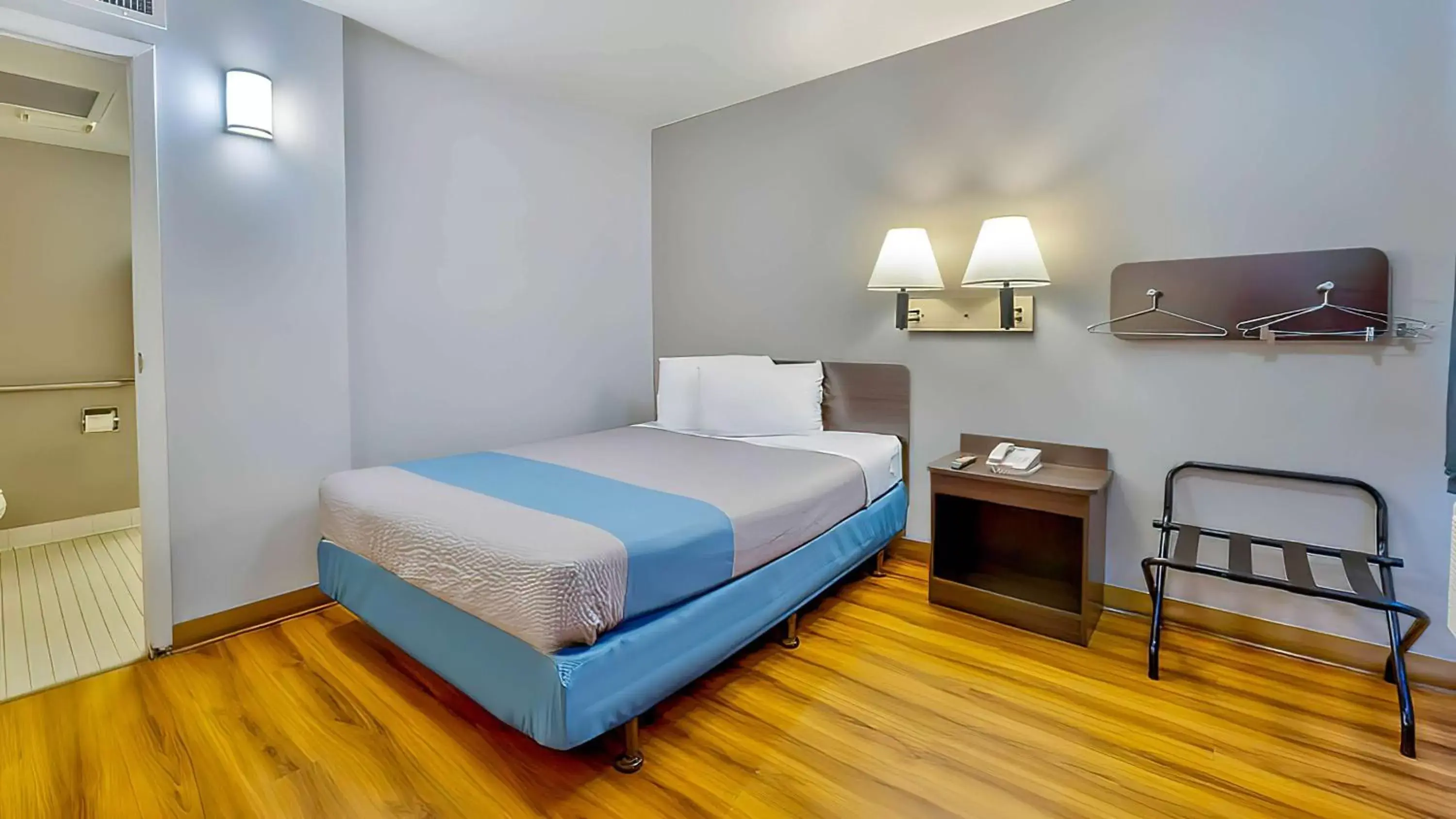 Bedroom, Bed in Motel 6-Tucumcari, NM